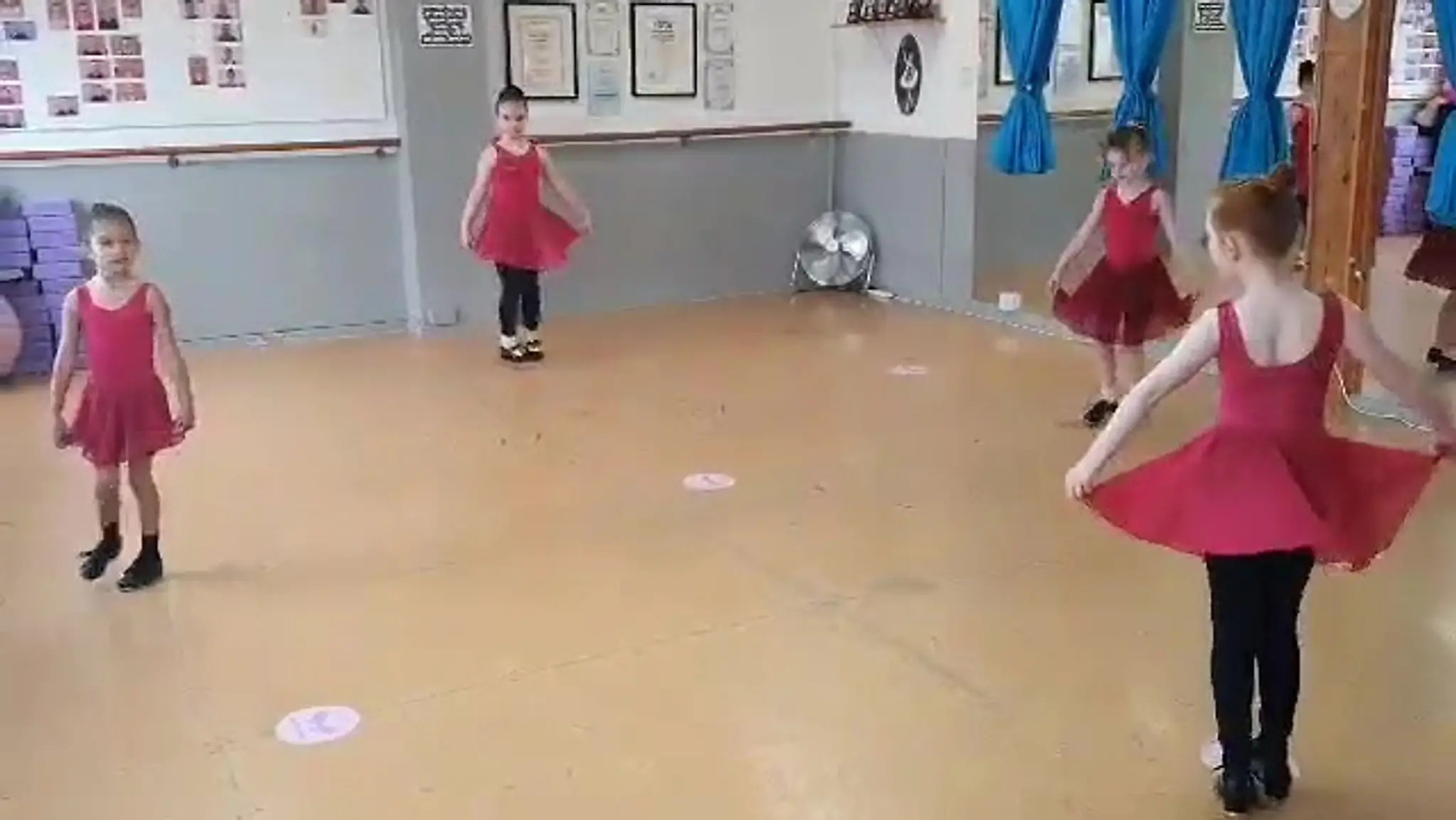 Sarlouto Dance School Academy