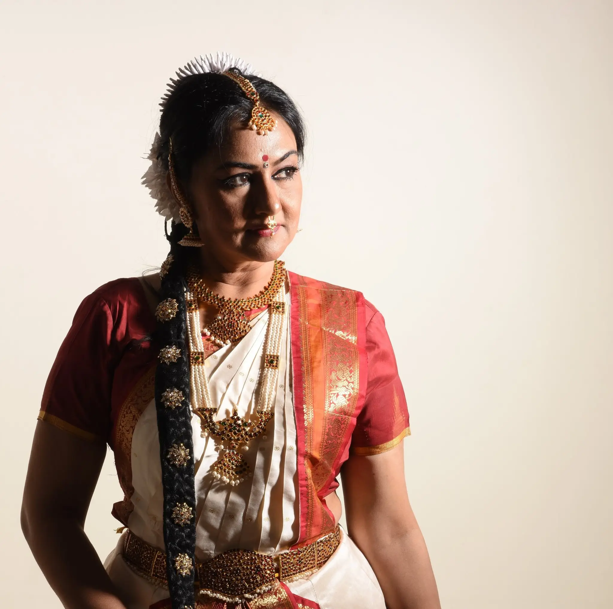 Swarna Natyalaya