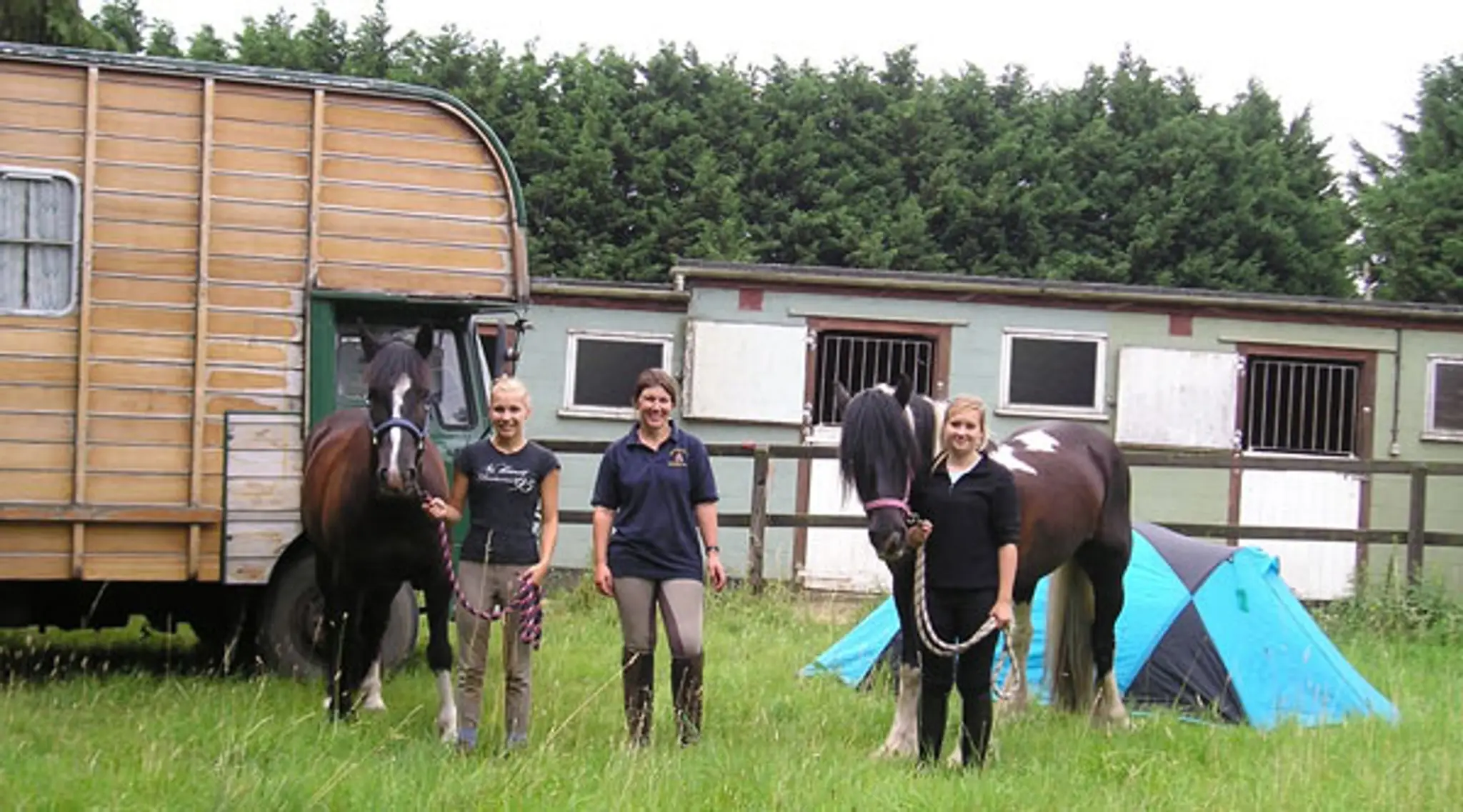 Bardwell Manor Equestrian Centre & camping