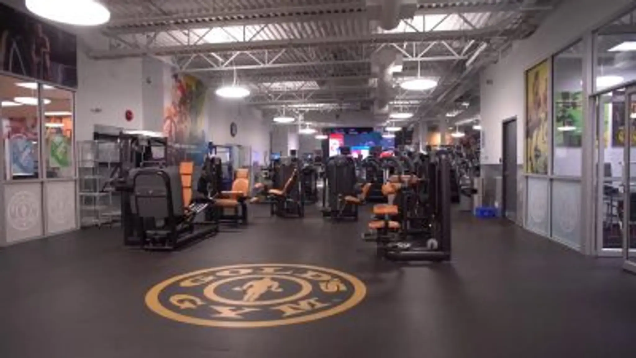 Gold's Gym Langley