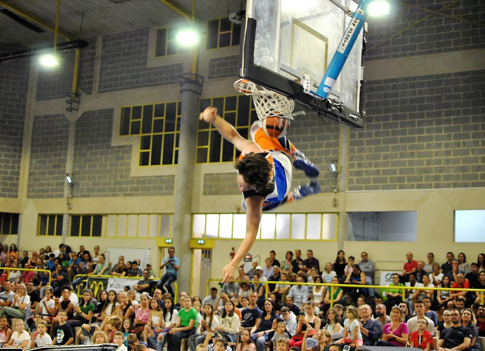 Pradines Lot Basket