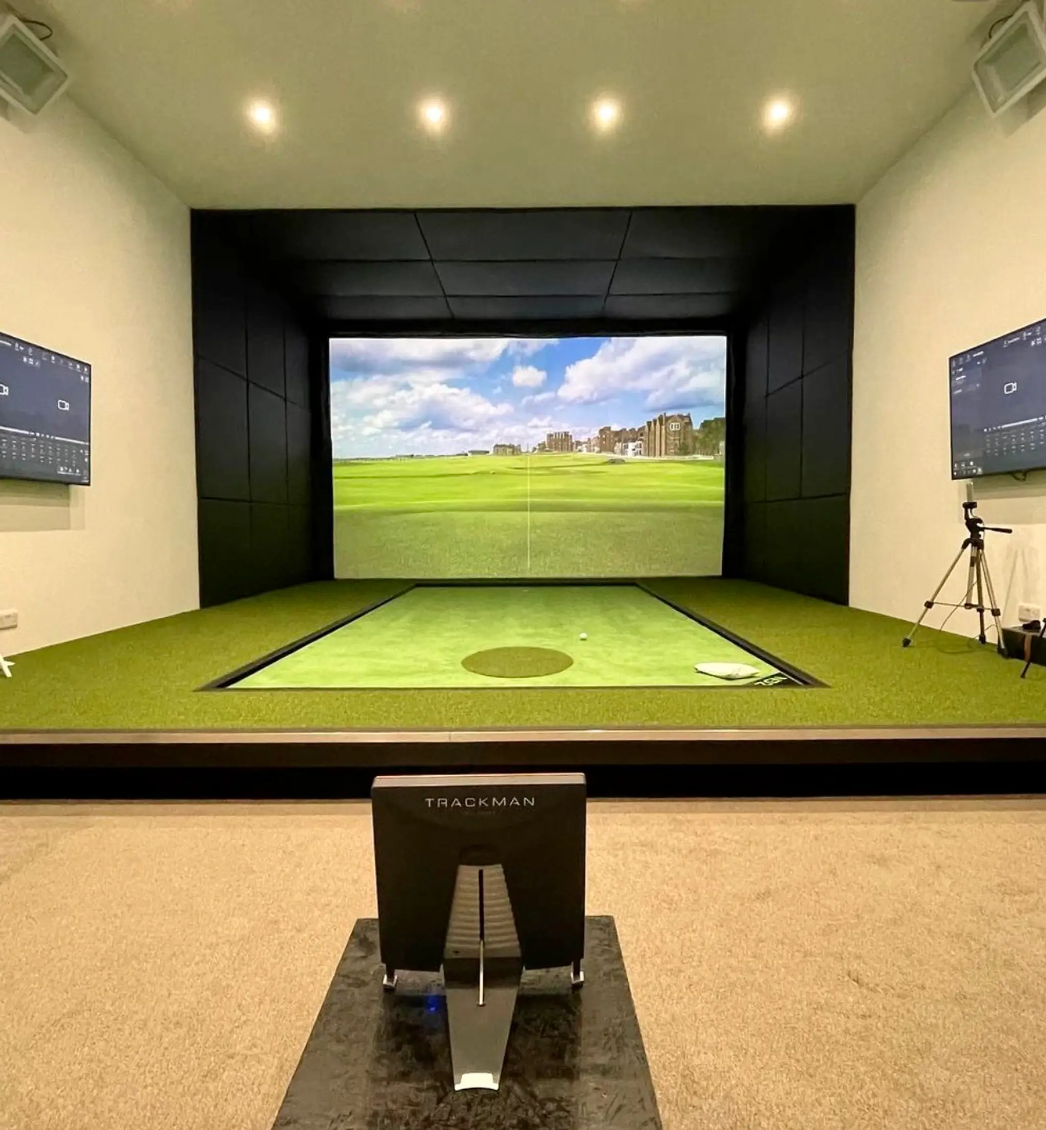 Ultimate Golf Studio
