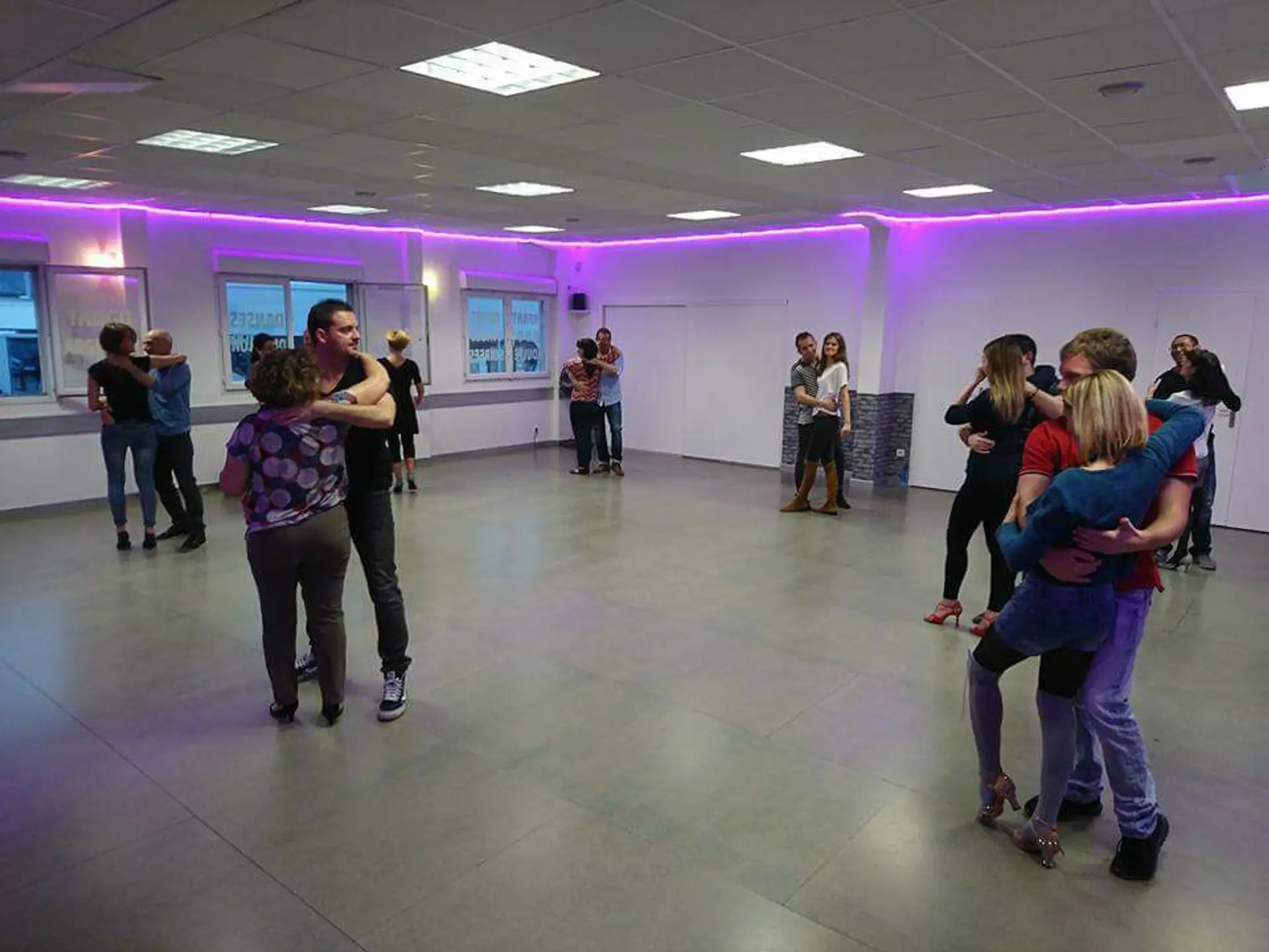 Connect'in Dance : Dance School Annecy / Screen Gevrier / Meythet