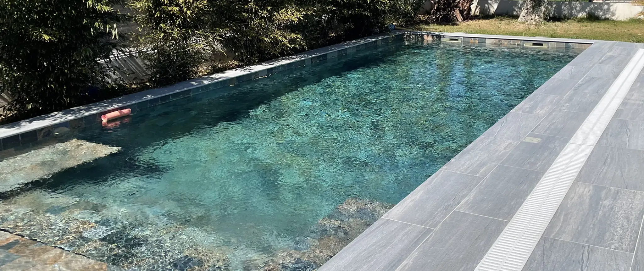 LJS Piscines - Les Piscines du Pays d'Arles