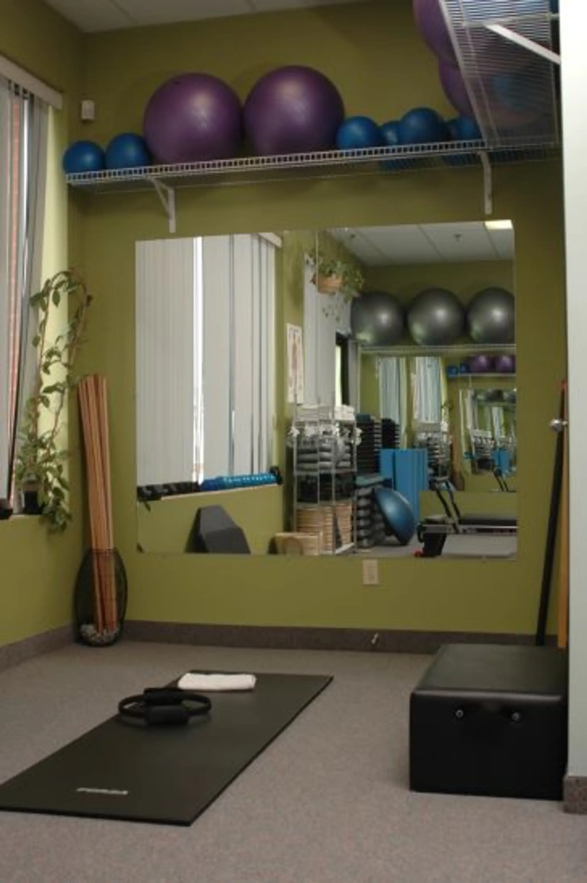 Living Well Pilates, Ltd.