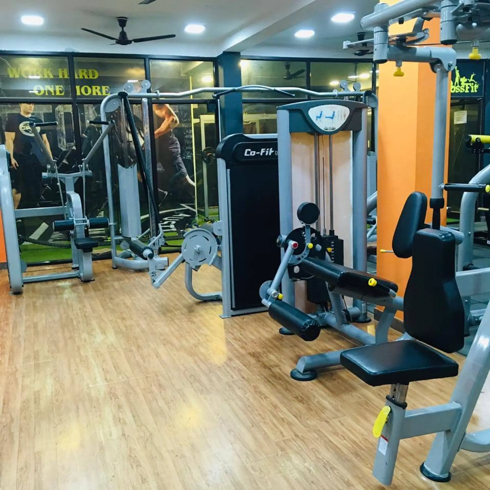 Unique Fitness Center Unisex Gym (VOC Nagar, Ganapathy)
