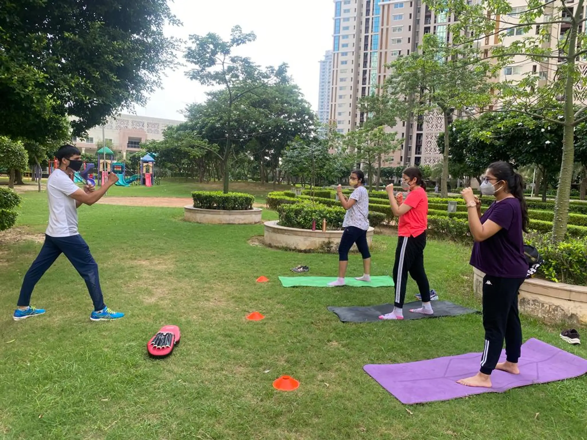 Karate and Kickboxing Class