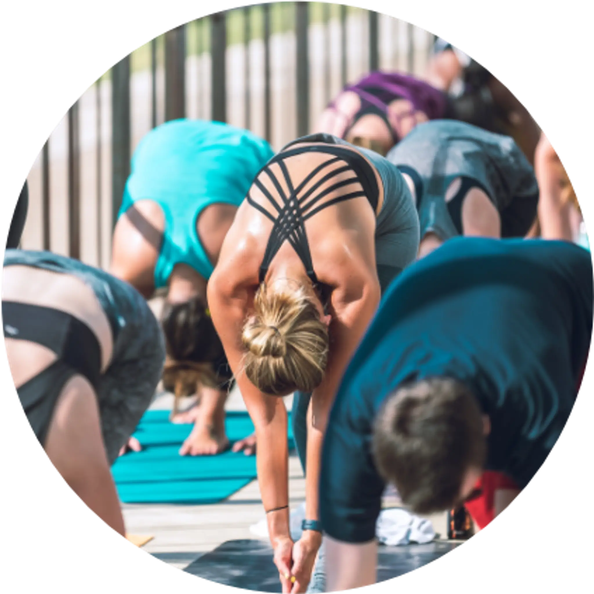 Aura Yoga & Fitness I Hull I Aylmer - Hot Yoga - Spinning - Fitness - Agora