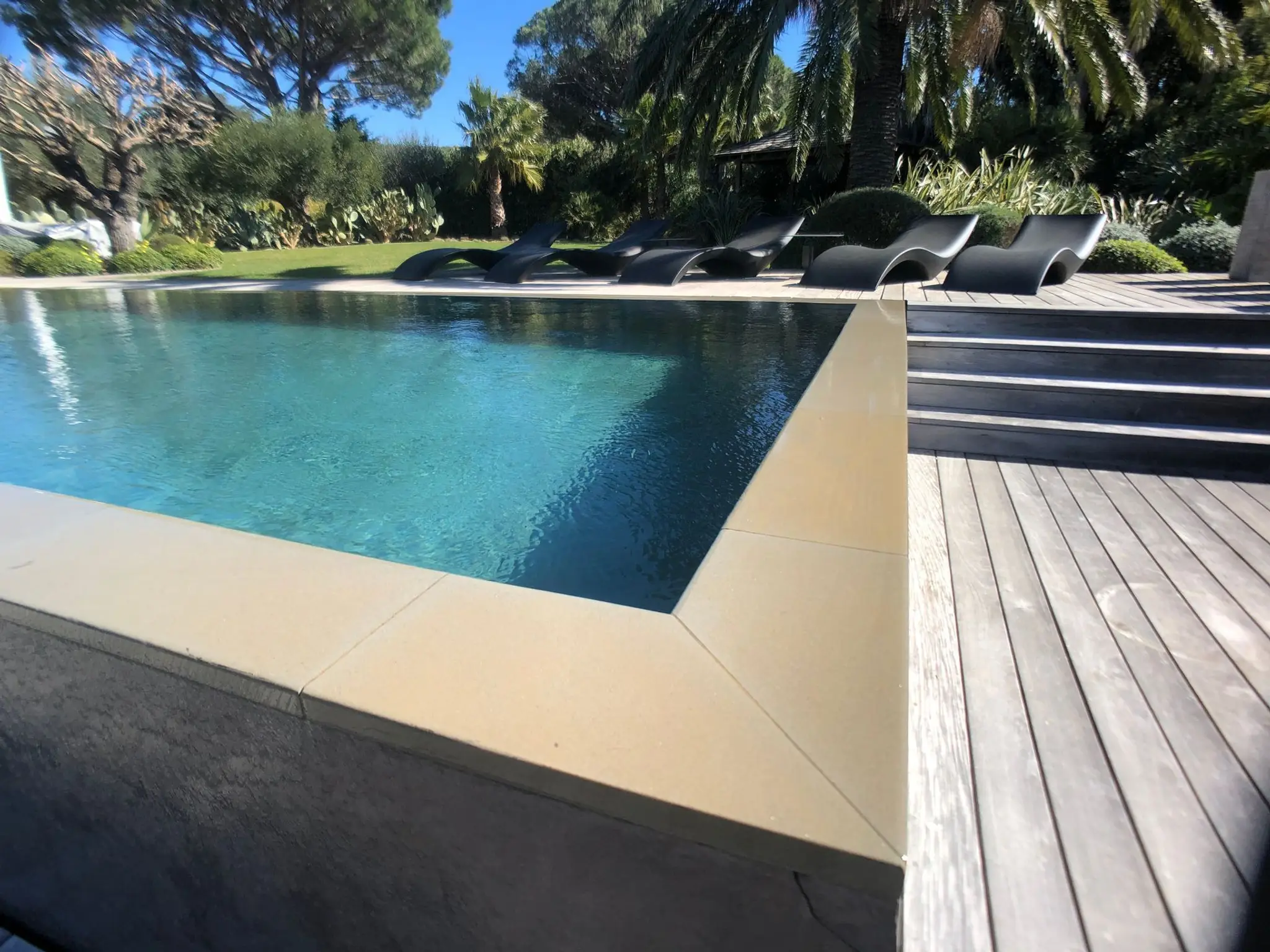 PISCINES SERVICES Golfe de Saint-Tropez