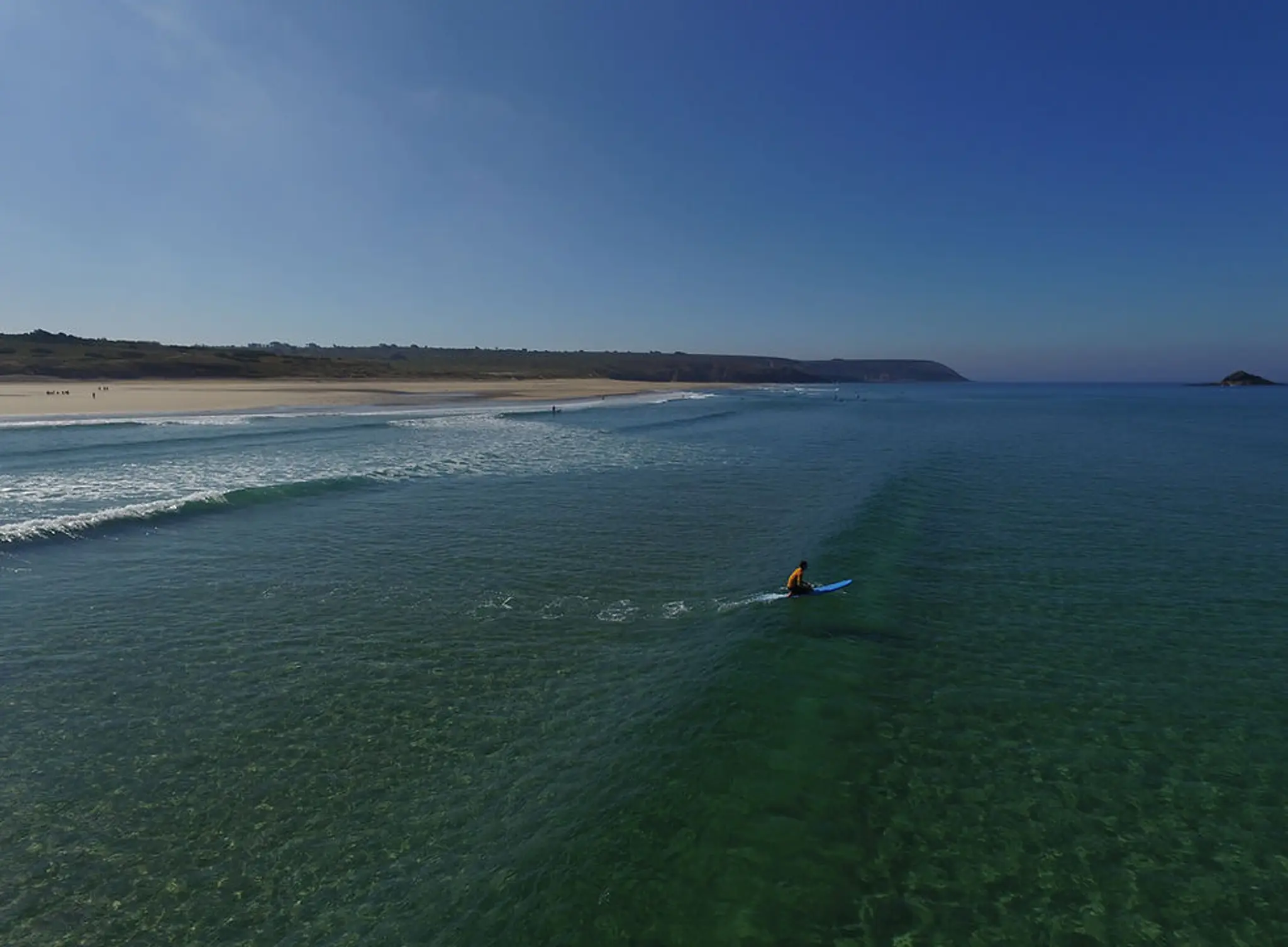 K Rider Club, Surfschool