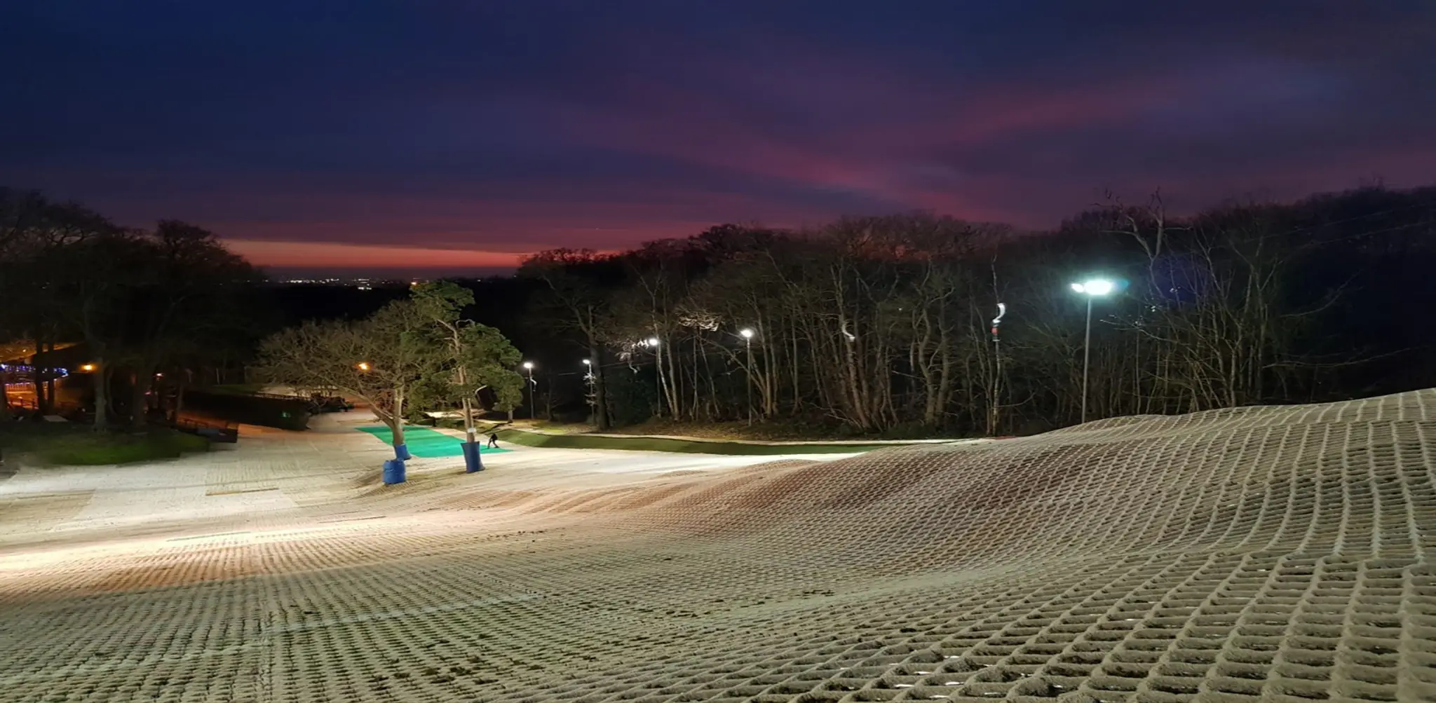 Brentwood Park Ski & Snowboard Centre