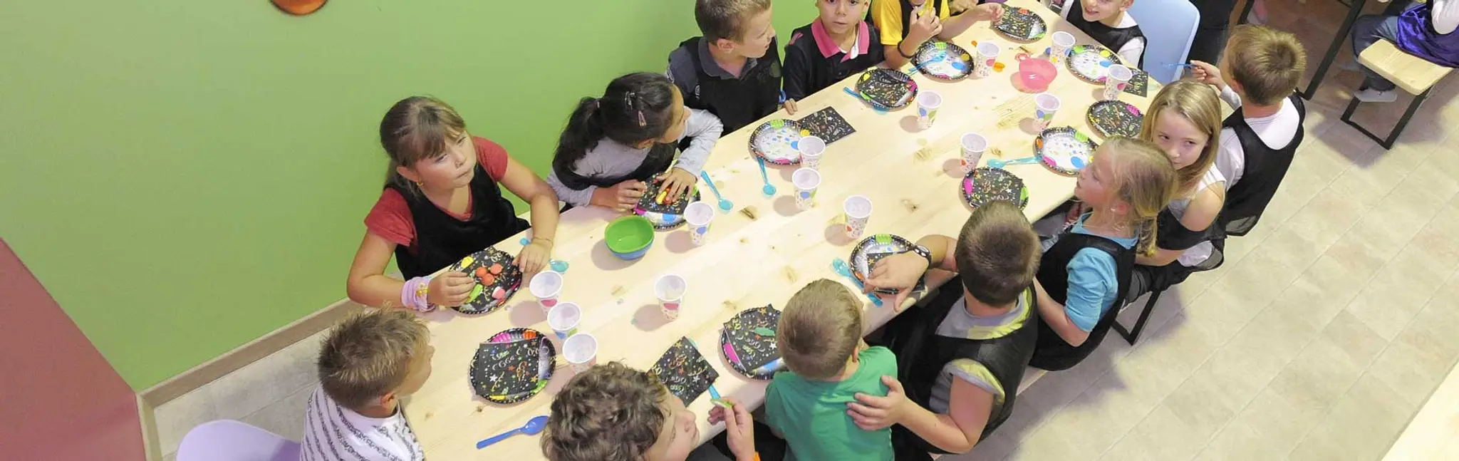 Kidoom Châlons - Parc de jeux, trampolines, karaoké, laser game