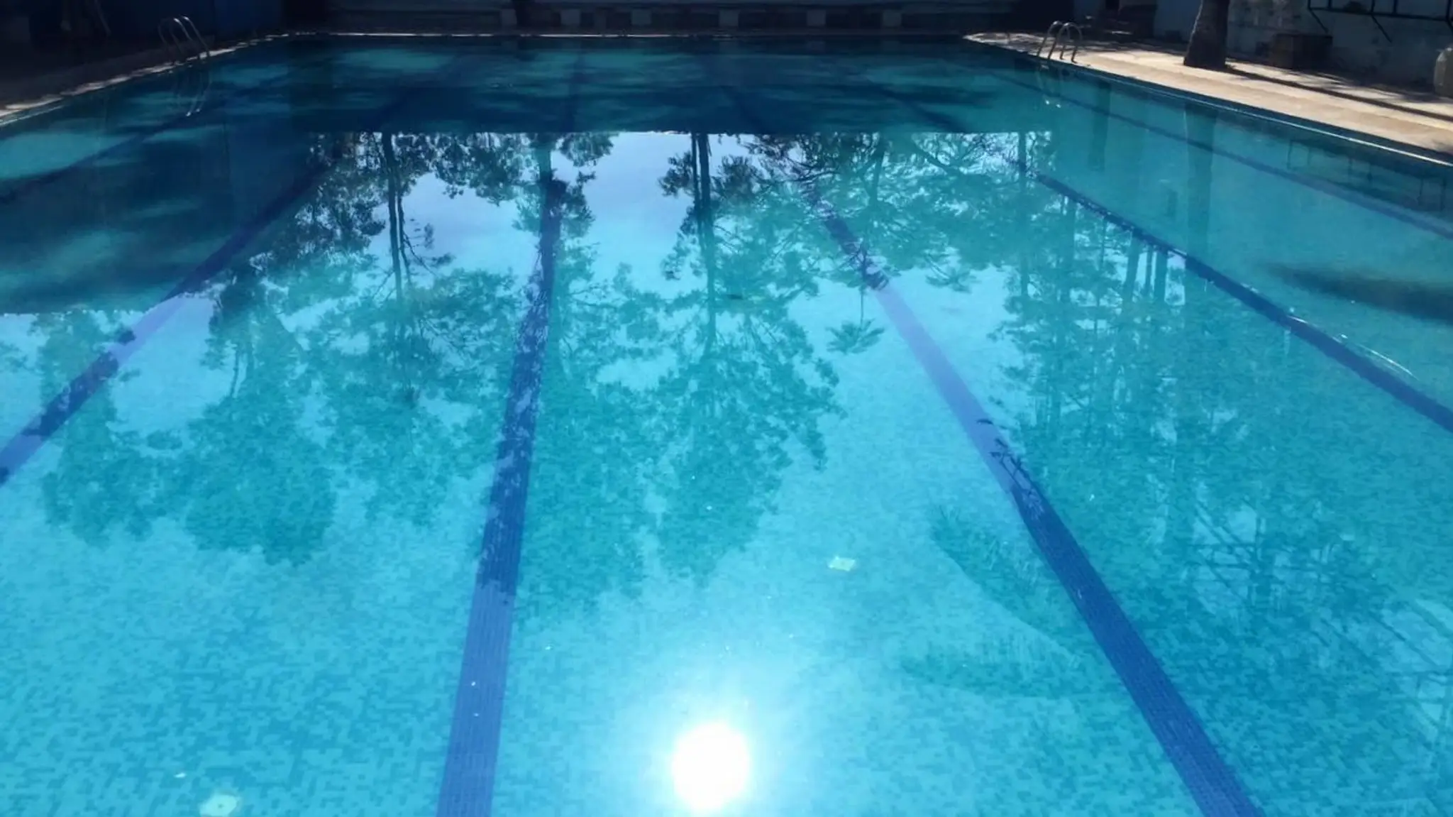 Splash Swimming Pool