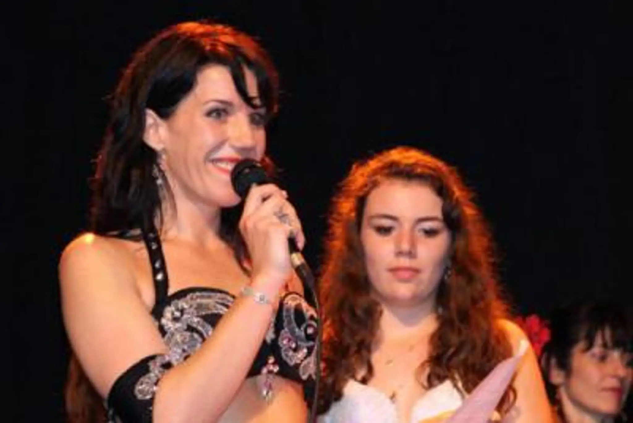 Ausatinrouge Danses Orientales Et Fusion