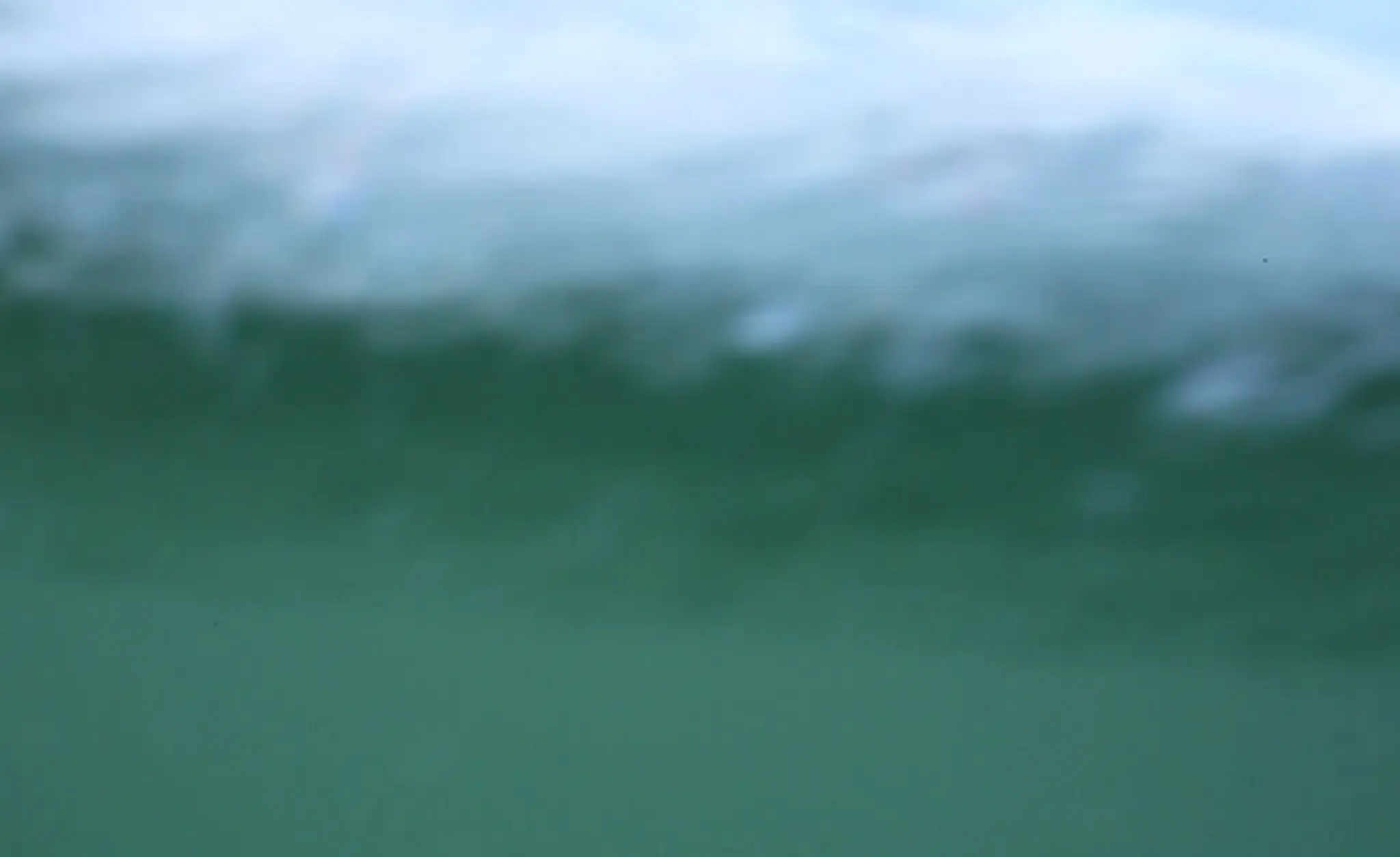 GARY HUGHES SURFSCHOOL - BLUEYS BEACH