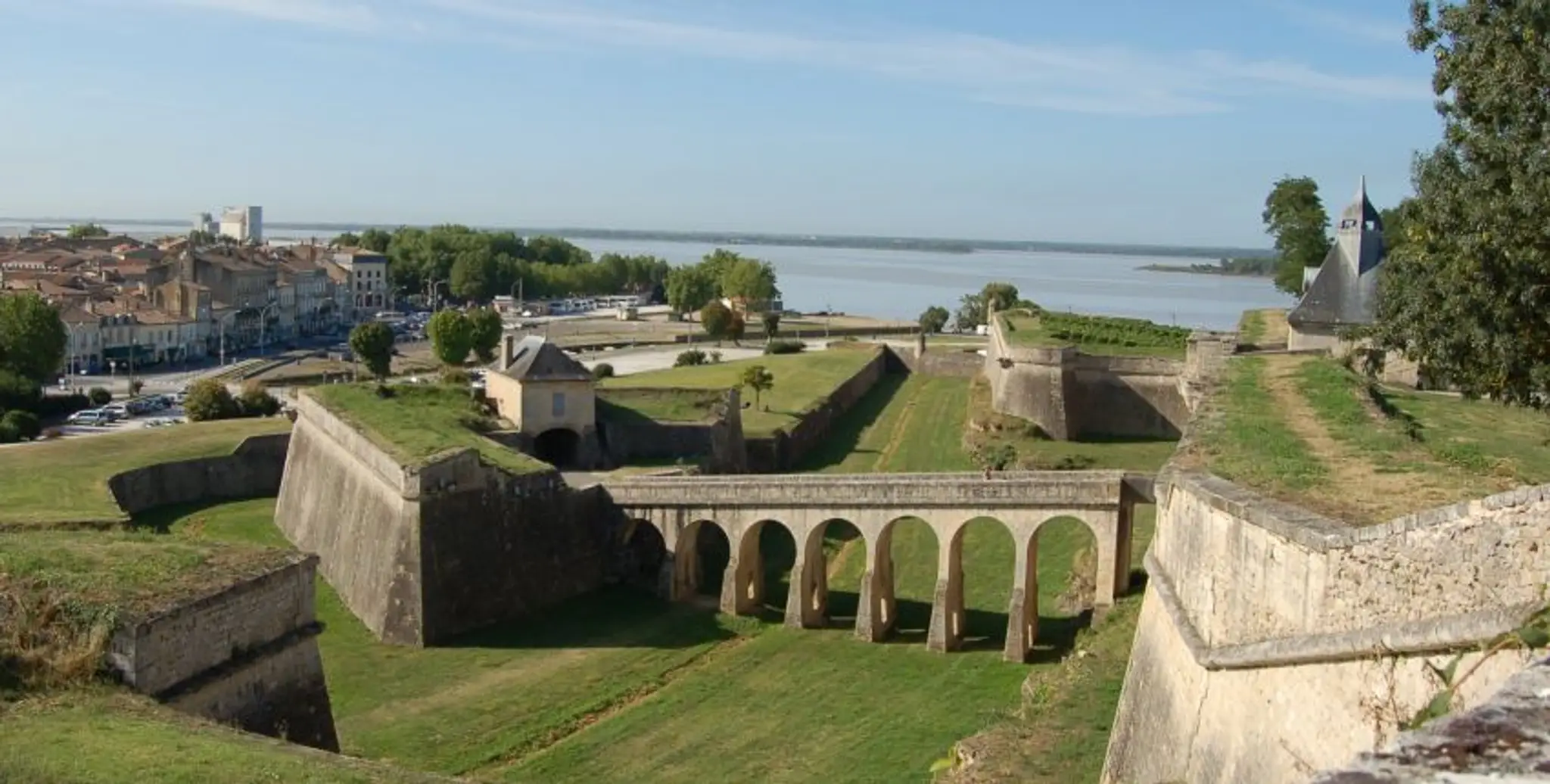 Maison Sommet Clos les Arbories