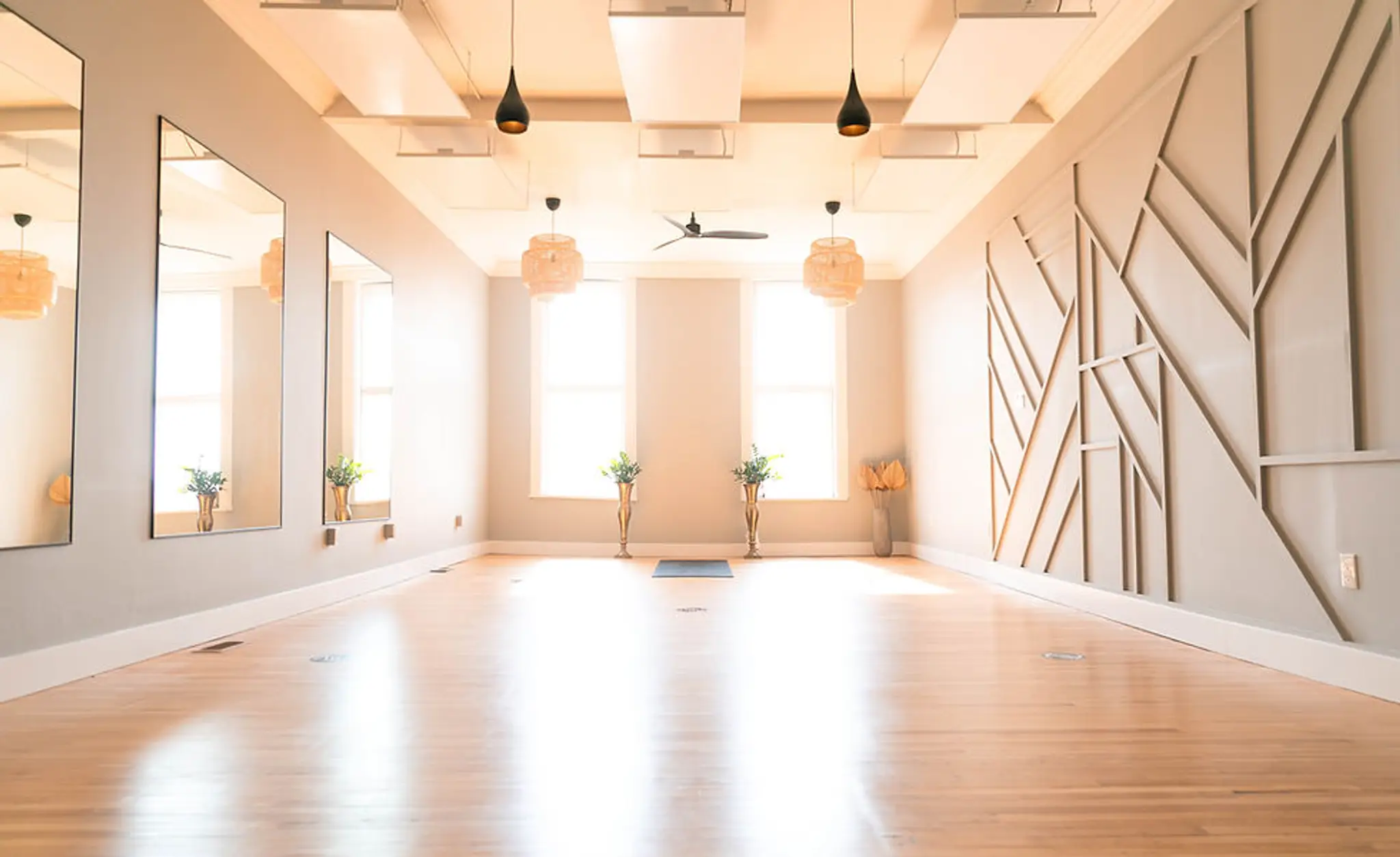 Lock 34 Yoga