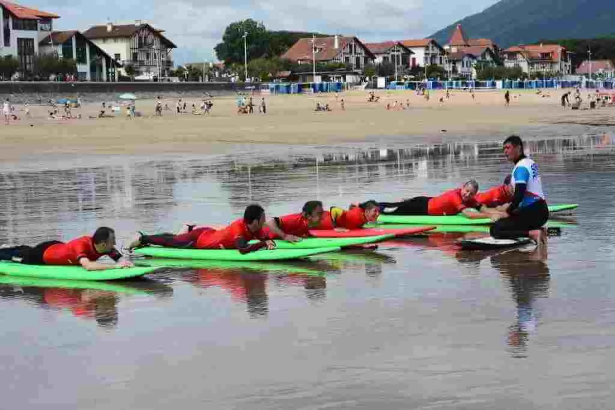 Surf School - SurfDivision
