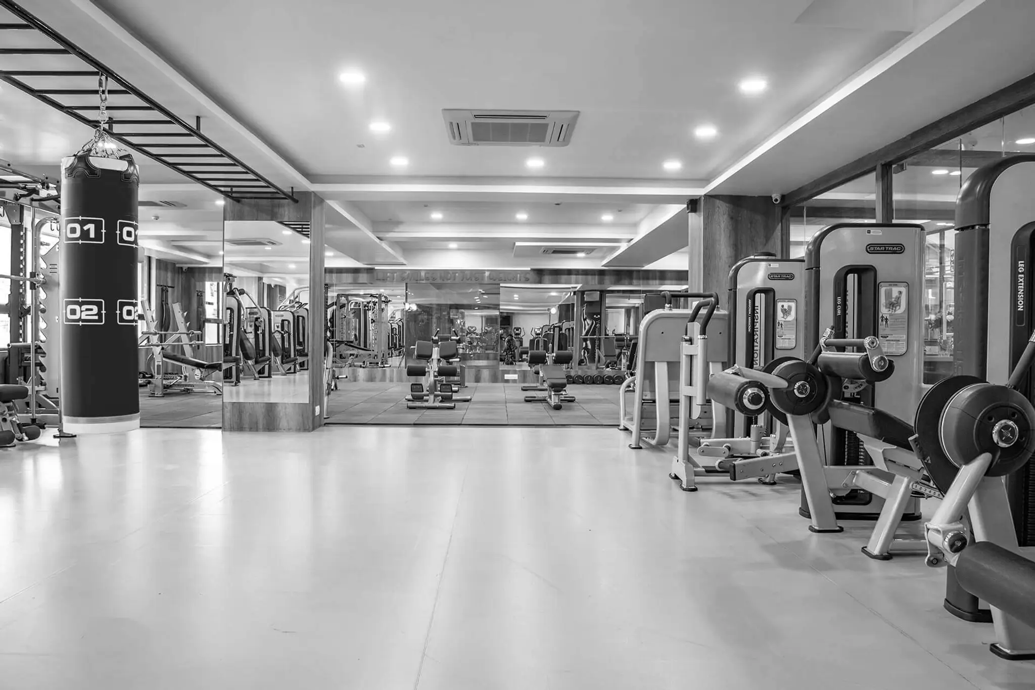 Samurai Fitness : Lift smiles not just weights