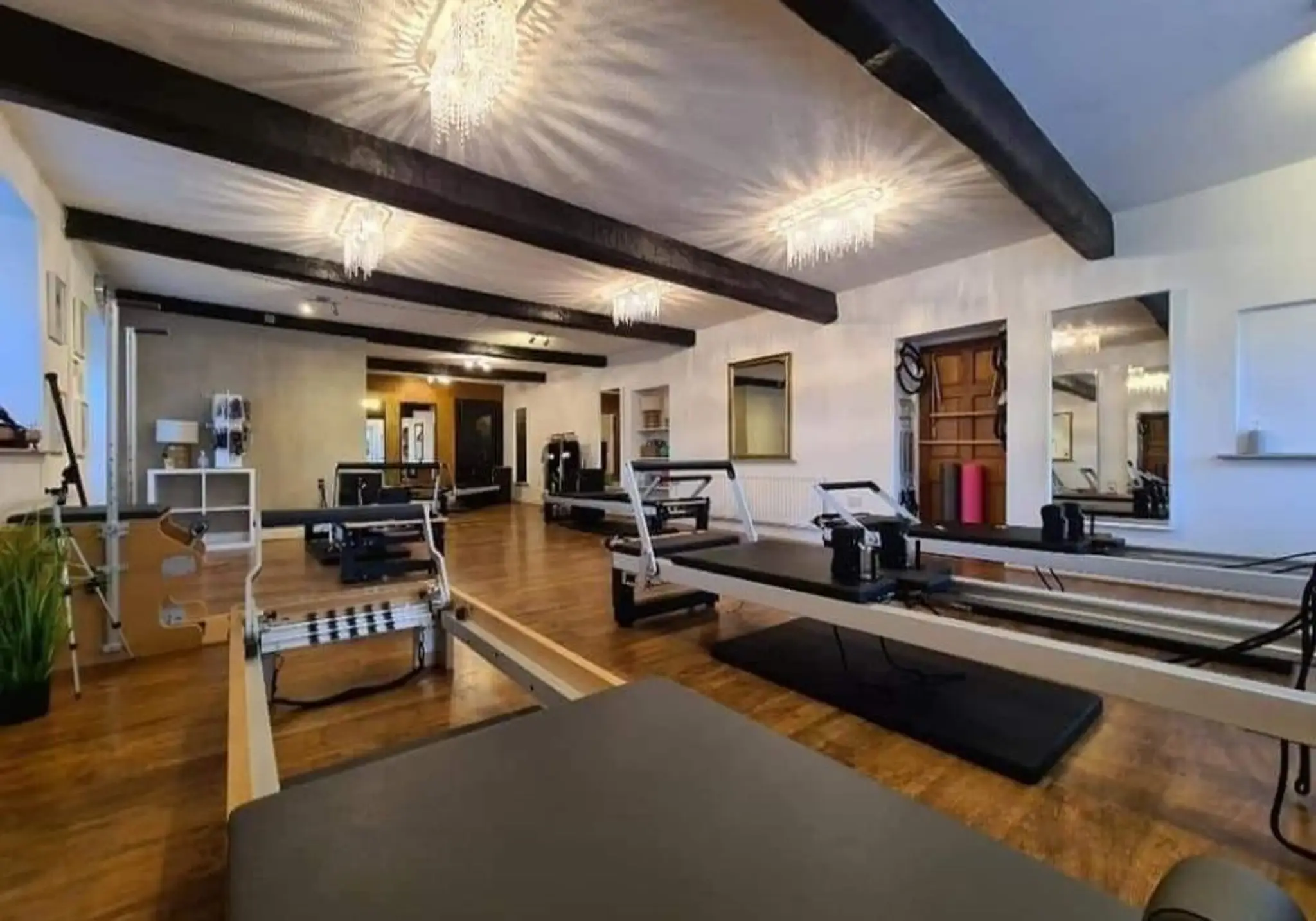 2A Pilates Reformer Stretch