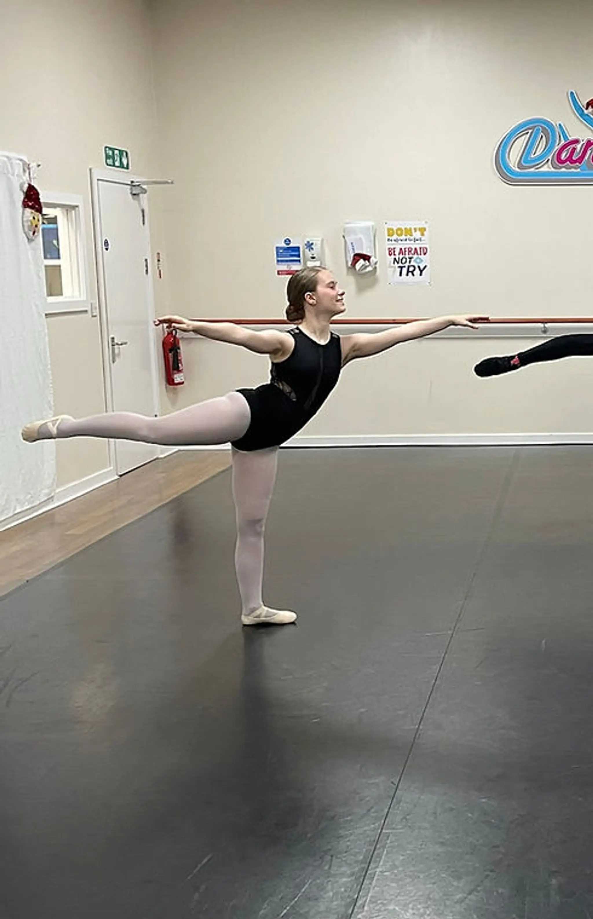 Dansworks Dance Academy of Performing Arts CIC