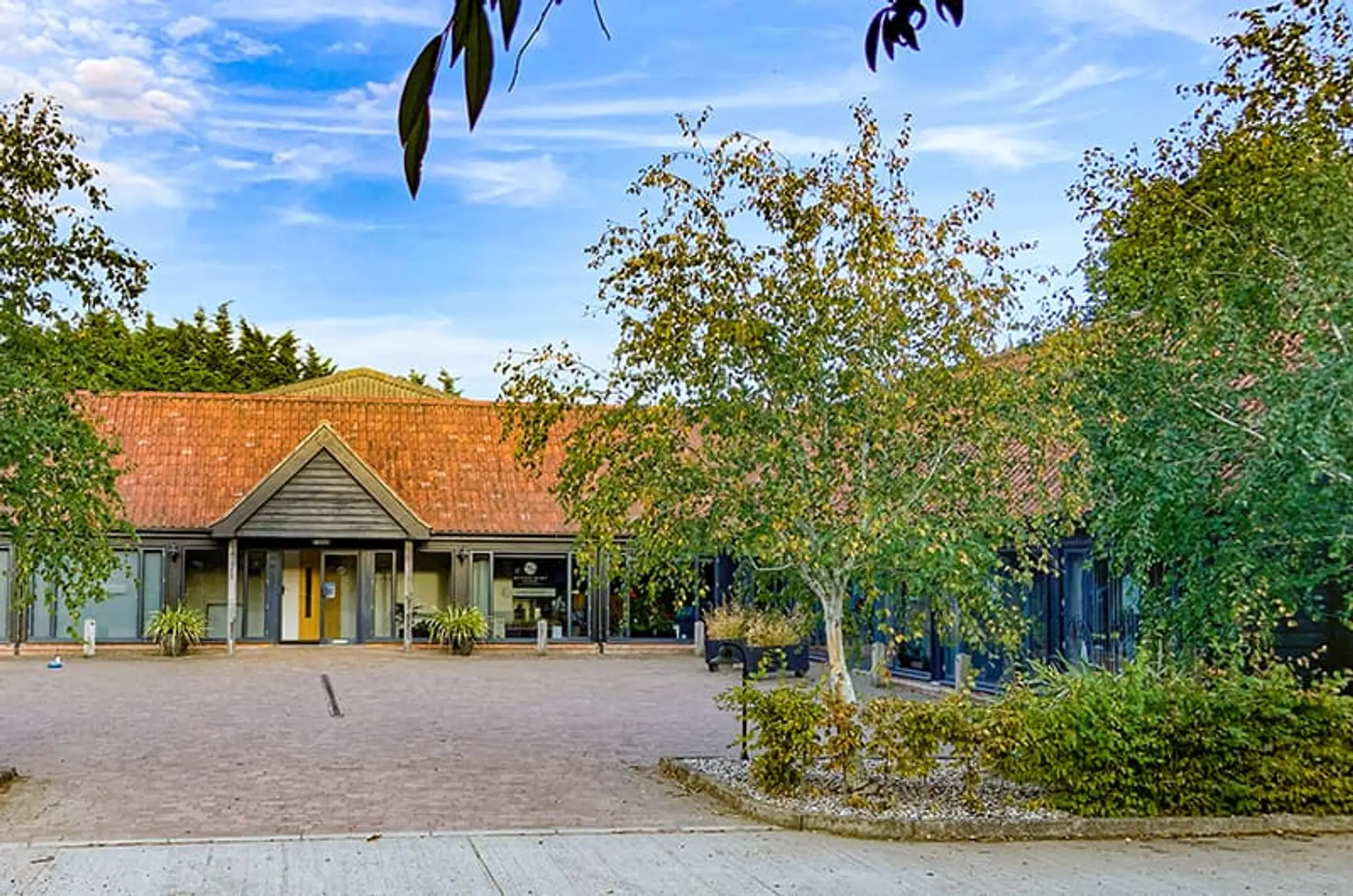 Livelong Hyntle Barn Clinic