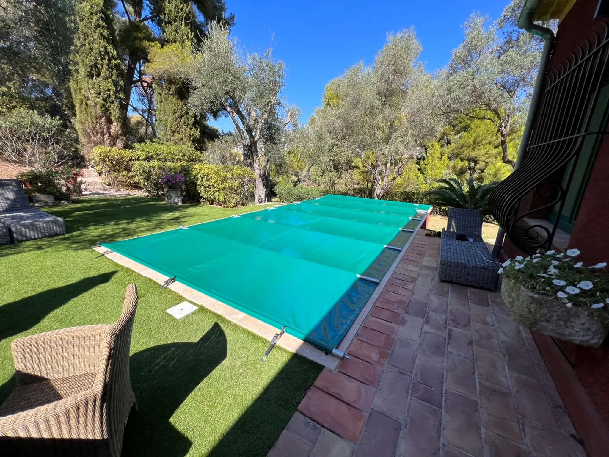 AZUR PROVENCE PISCINE