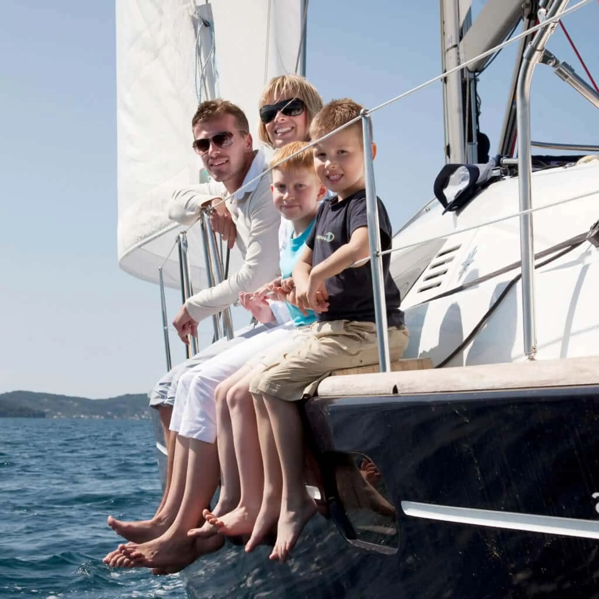 Luxury Rental - Yachts in Goa, Luxury Yacht Parties In Goa : Goa Yachts