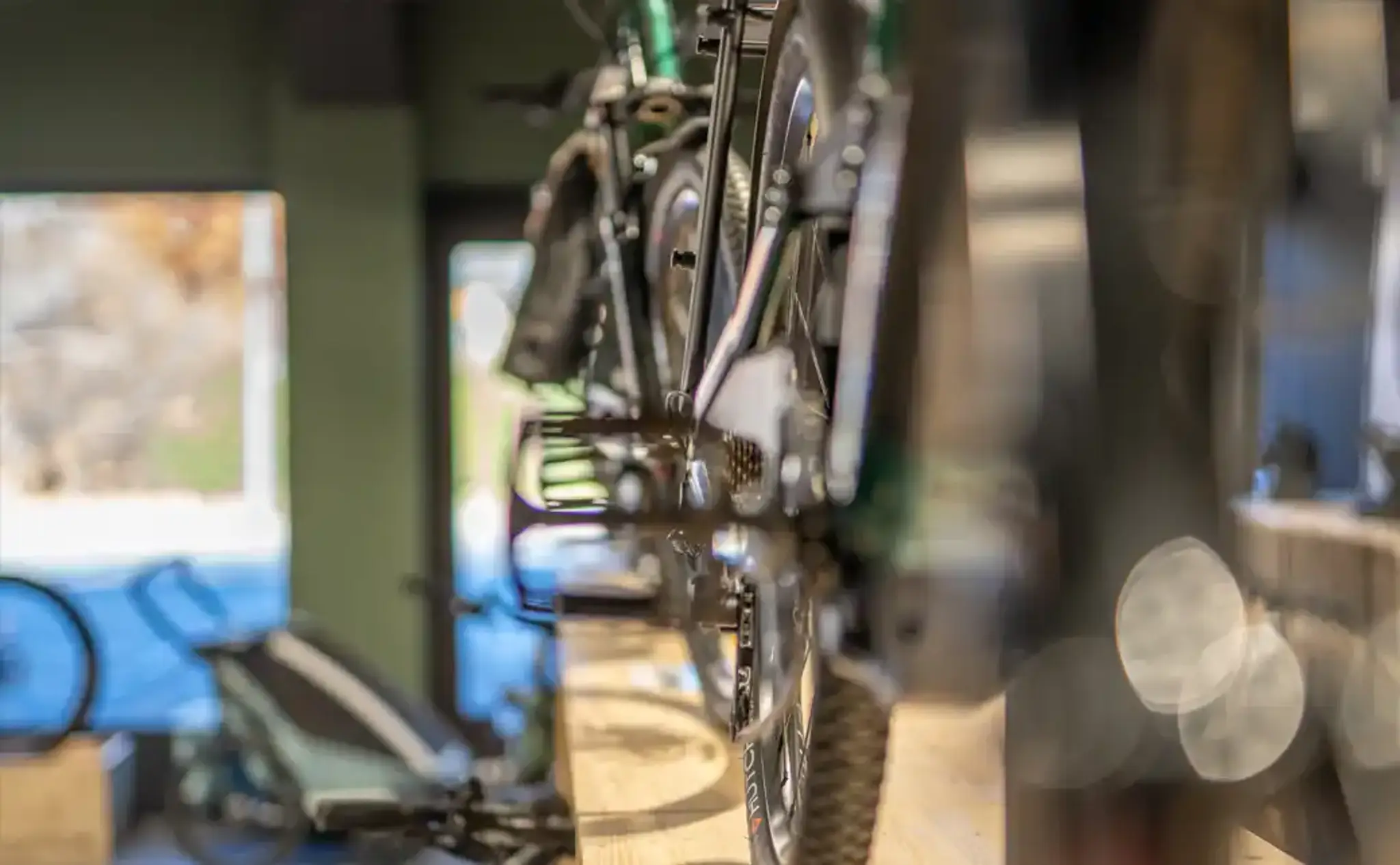 Alpes Aventures Megève - Vente, location, atelier vélo 🚲