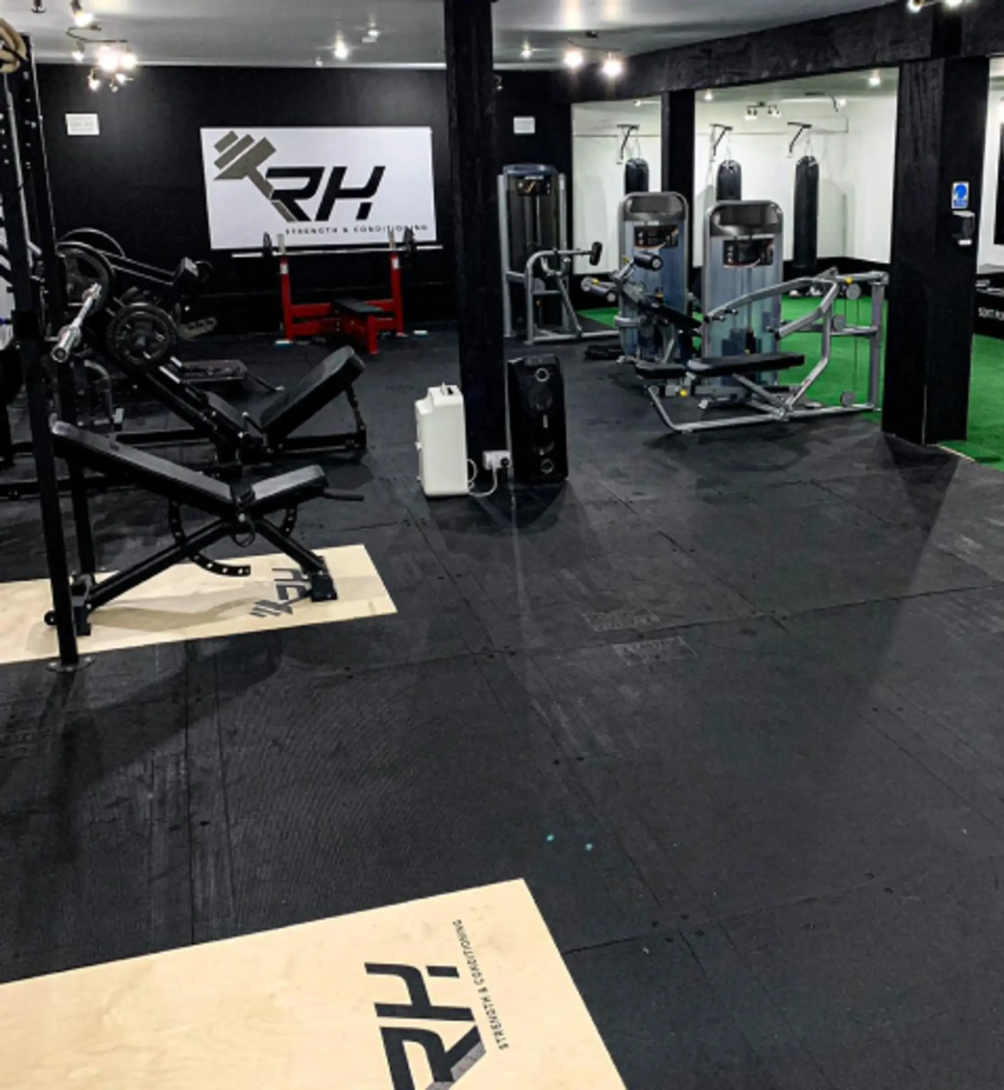 RH Strength & Conditioning - Recovery & Float Rooms