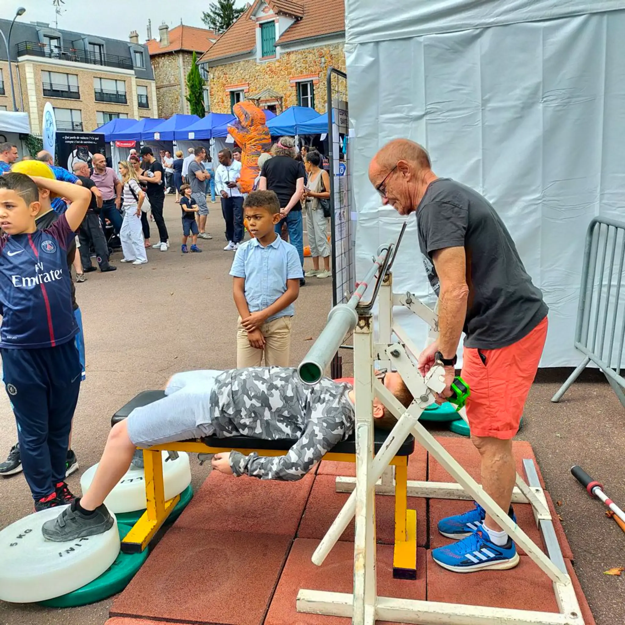 Club d'haltérophilie et musculation de Chaville (CHMC)