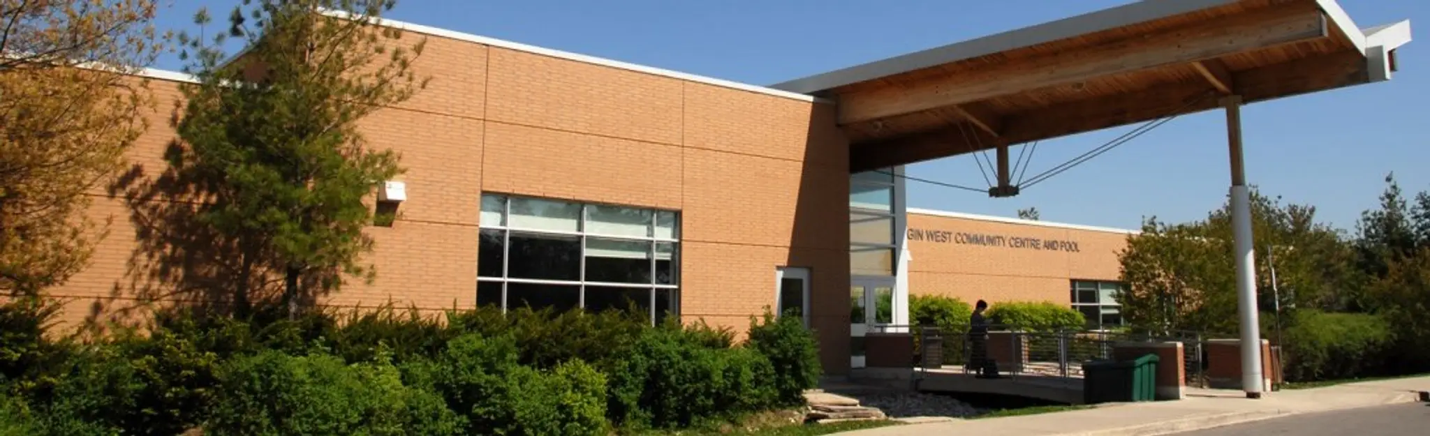 Elgin West Community Centre & Pool