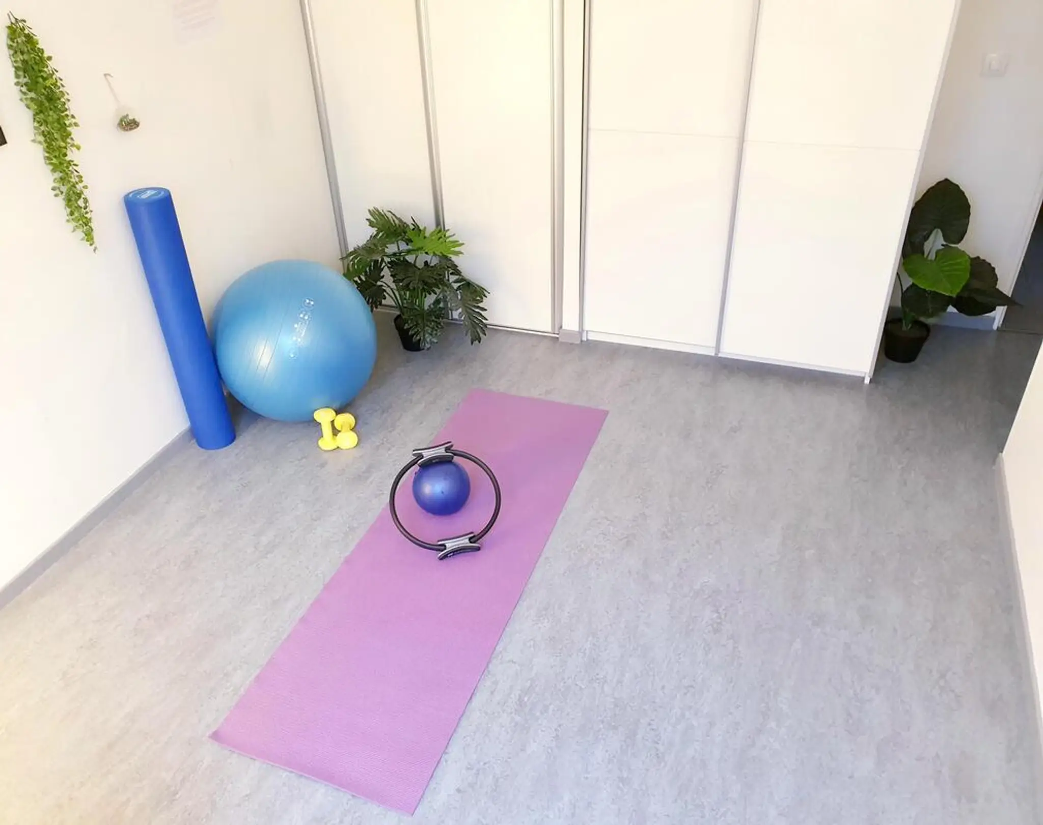 Studio Takecare Wellness - Agnès & Serge Desroches - Pilates Barre Au Sol