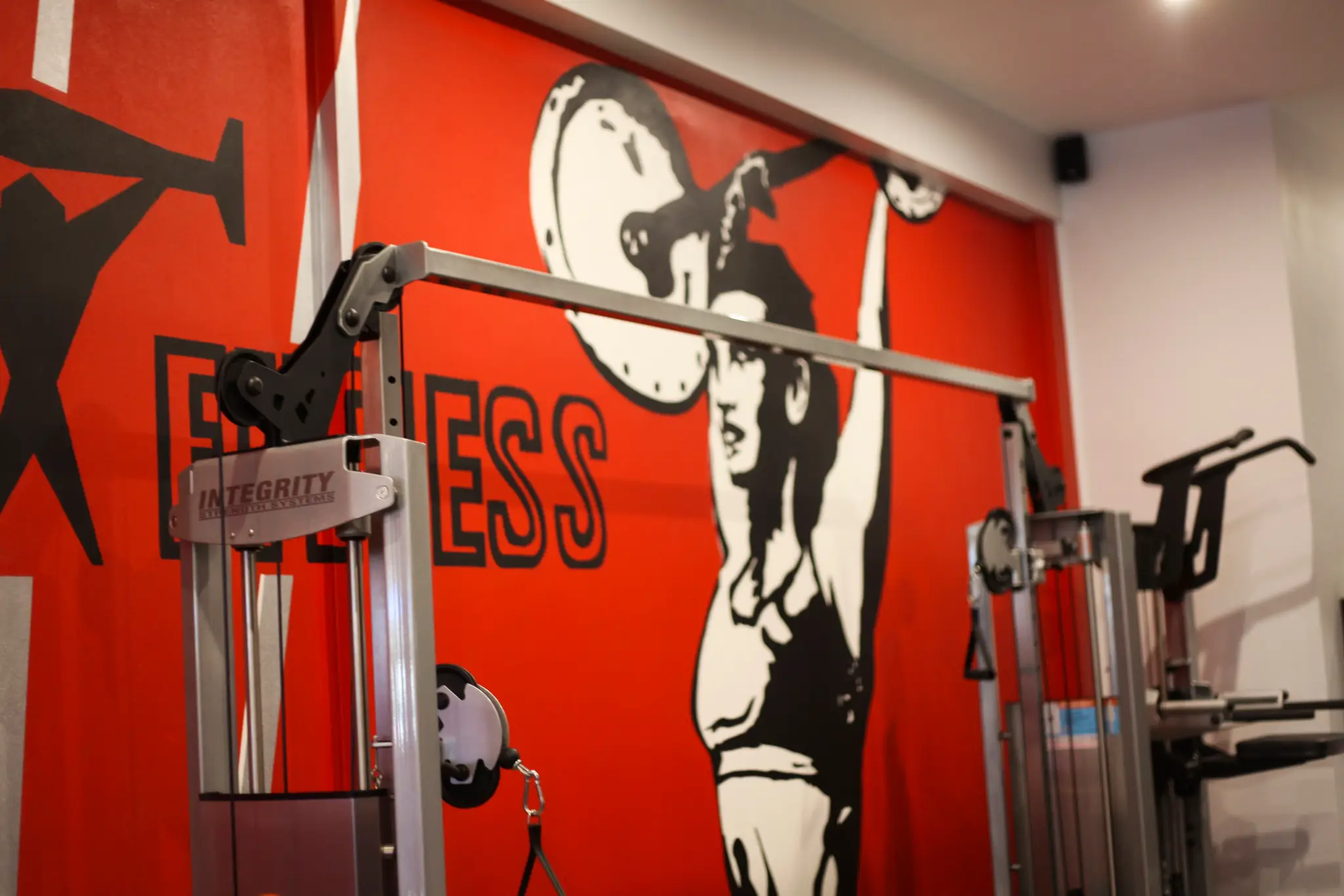 TWEAK FITNESS TULLY 24/7