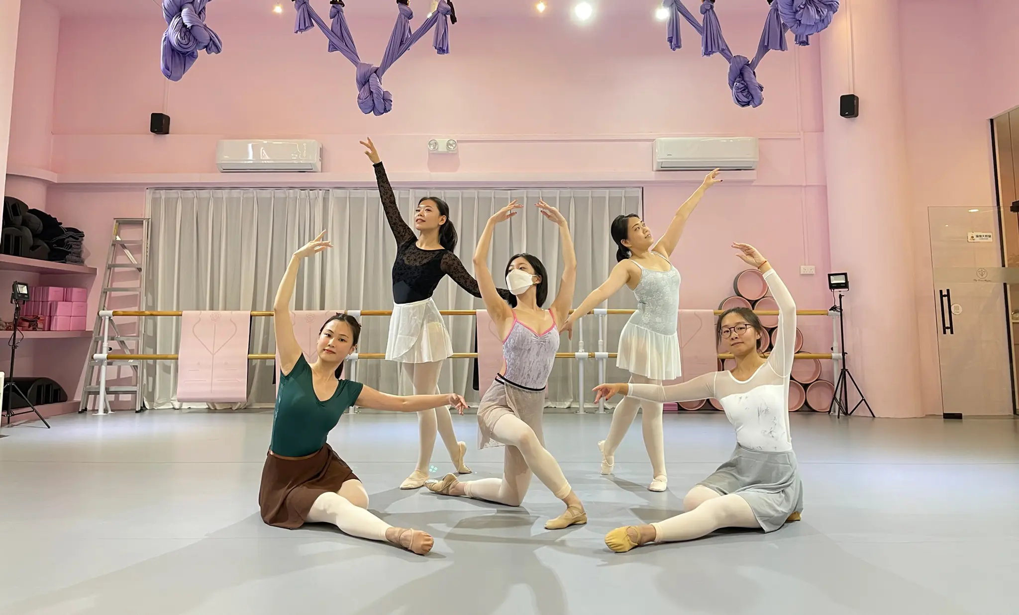 Fly Dance Rhythm