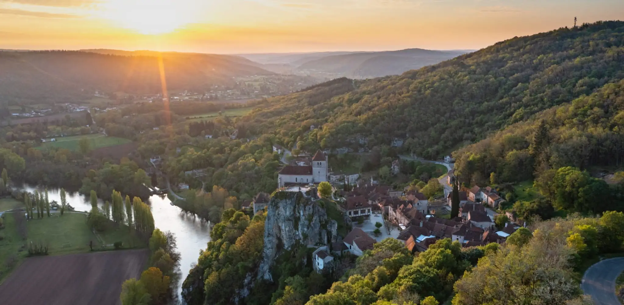 La plage de Saint-Cirq-Lapopie