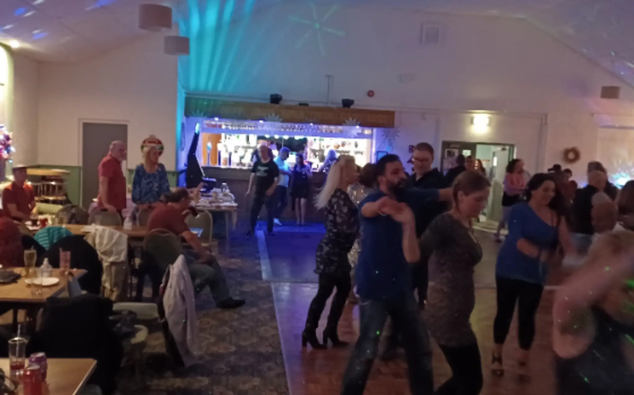 Willenhall beginners Salsa Lesson (Walsall)
