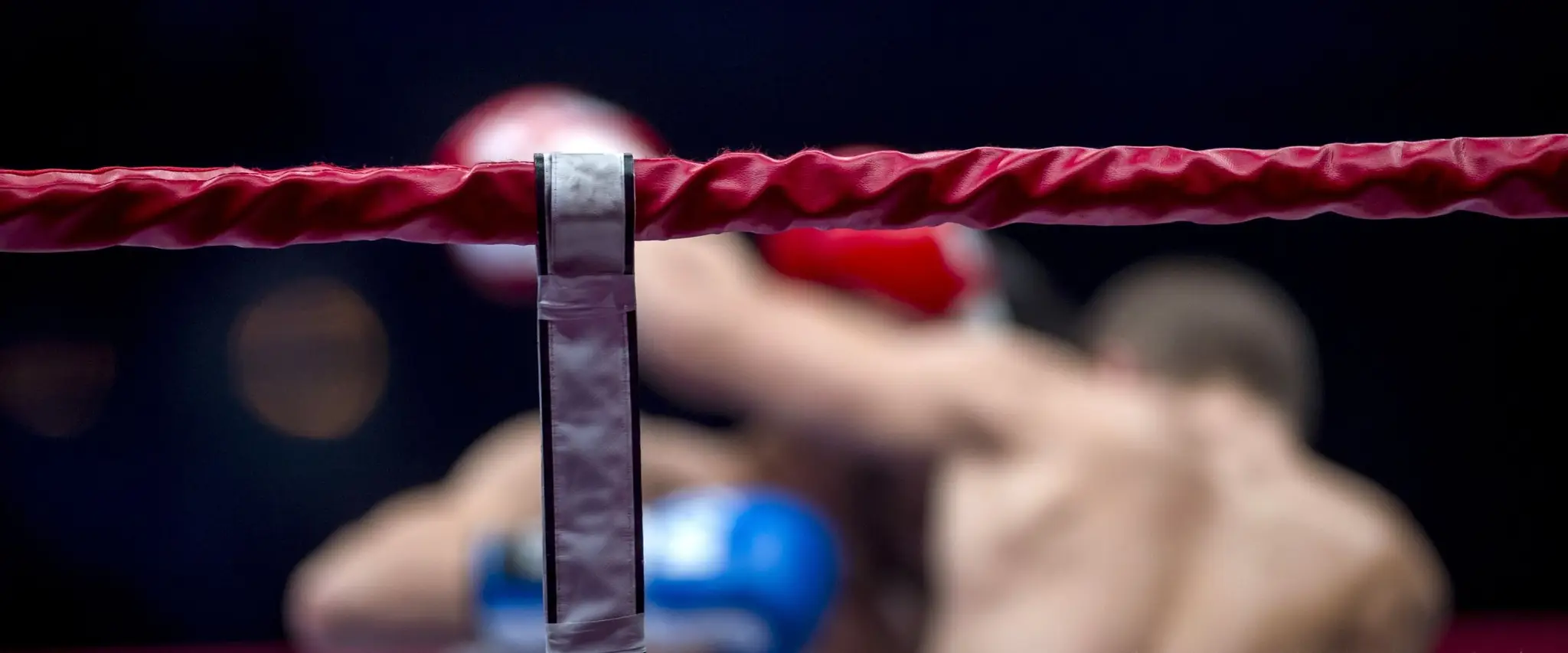 AK'S GYM - MMA MARTIAL ARTS CRAWLEY