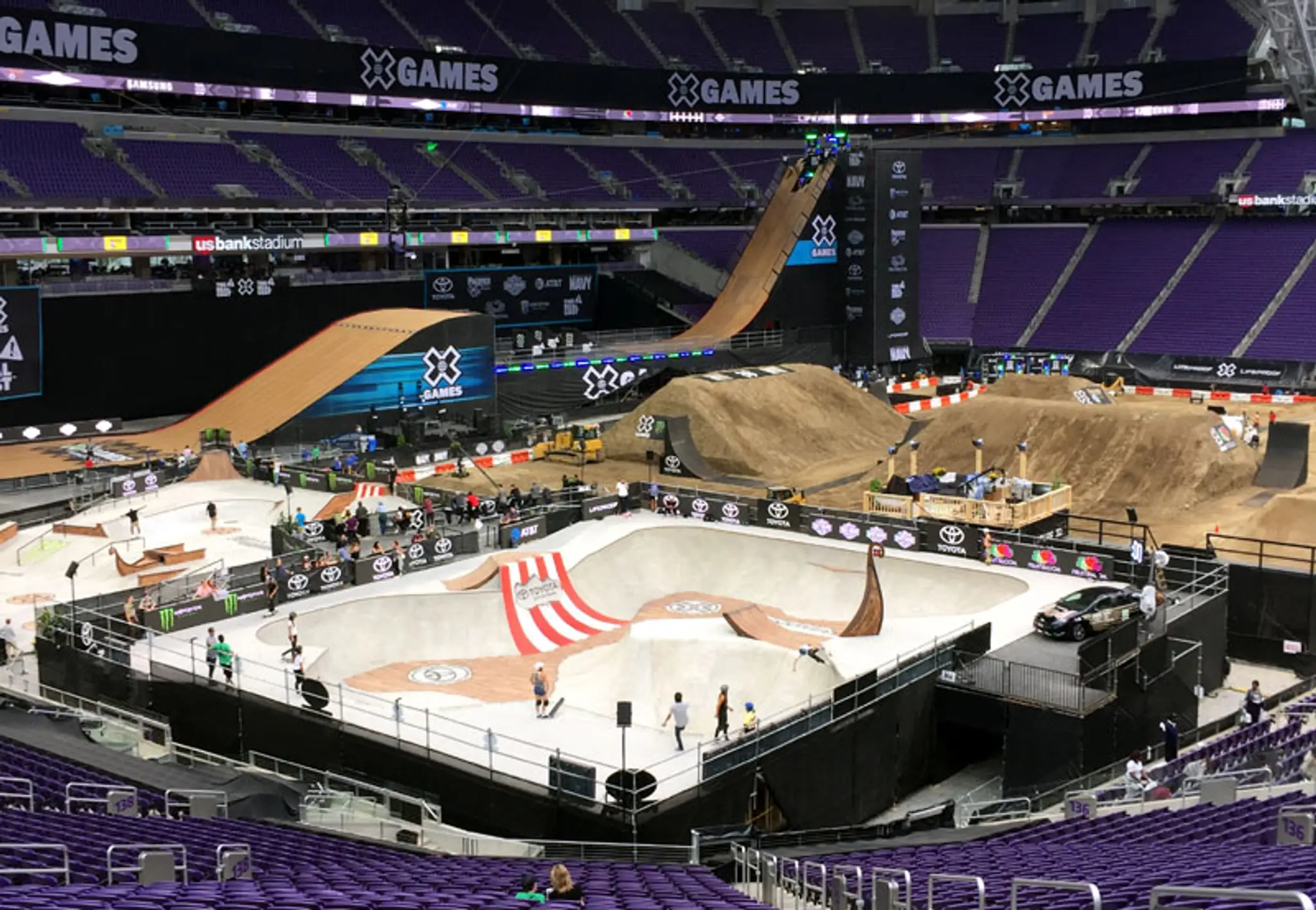 Total Music Art & Dance class