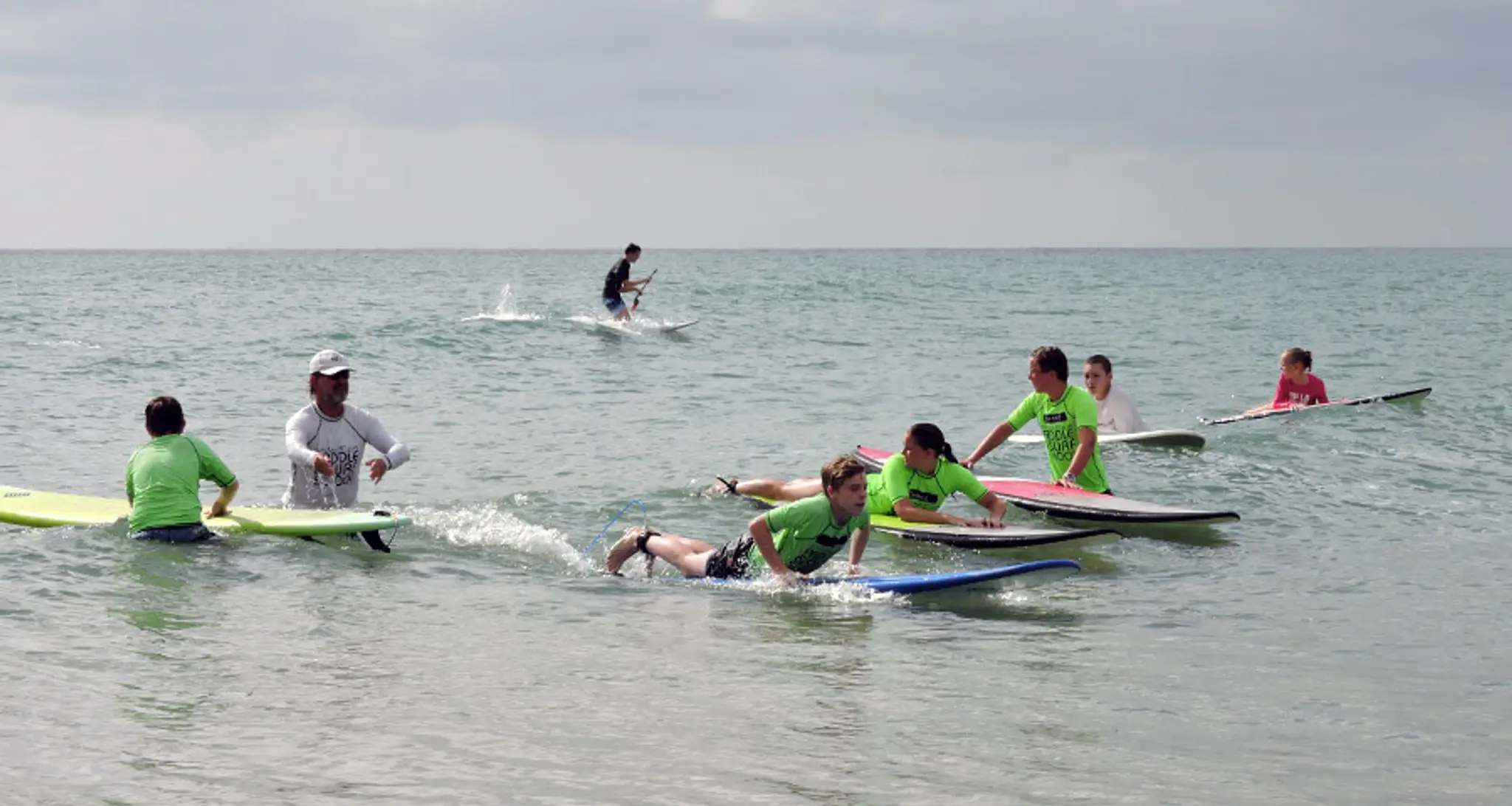 Enviro Reefs Paddle & Surf School