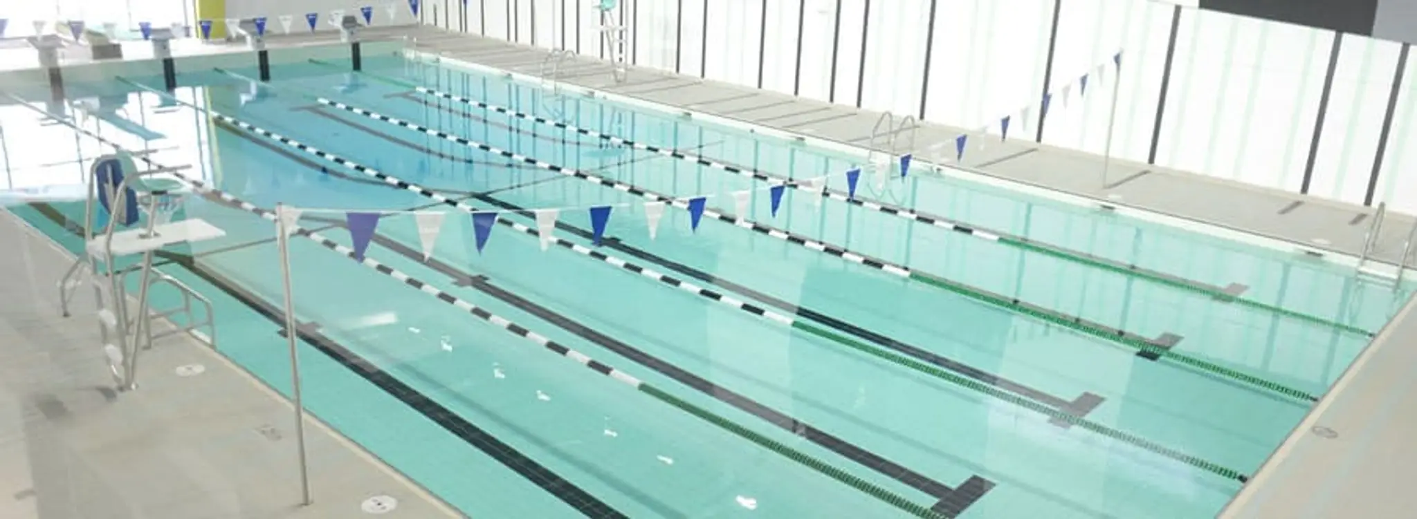 Piscine and tennis Ayers