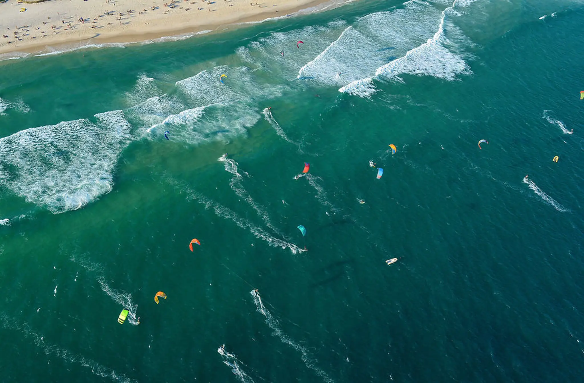 Club Ecole Kitesurf Leucate. Cours Kite, Wing Et Location Matériel Kite & Wing