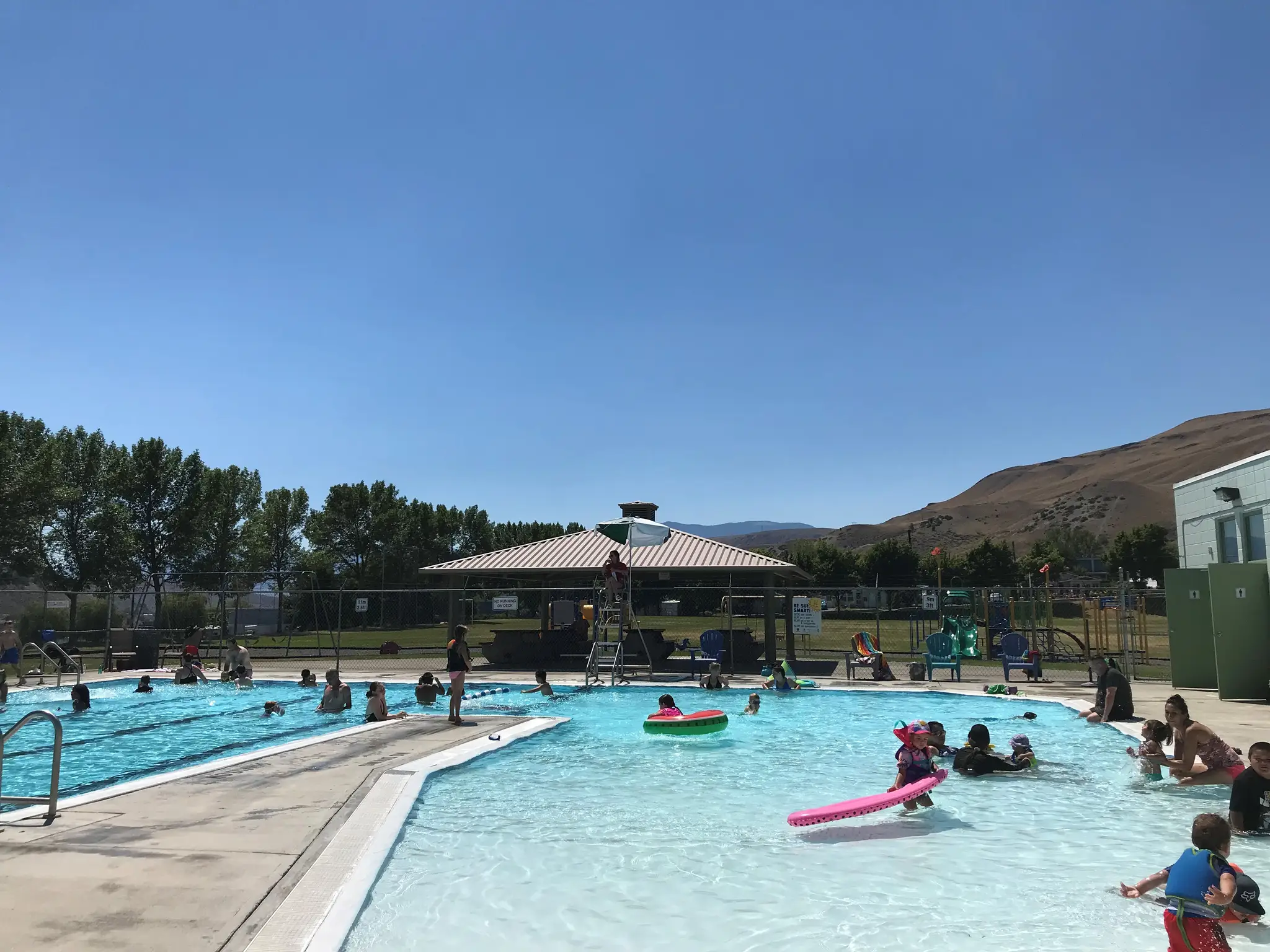 Ashcroft Outdoor Swimming Pool