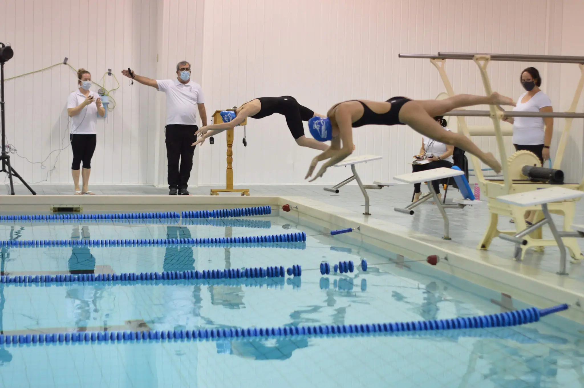 CLUB DE NATATION LES ESPADONS INC