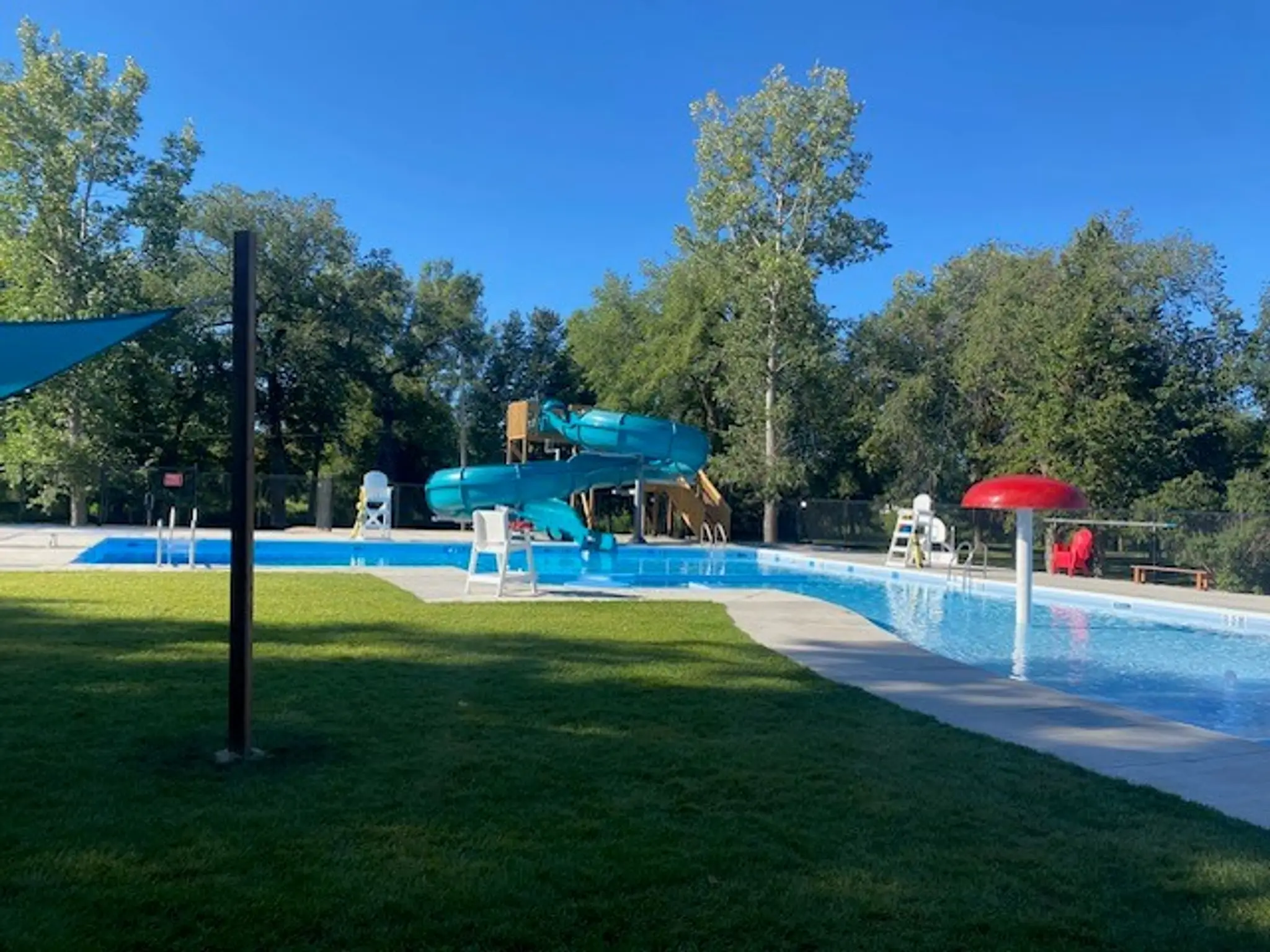 Gladstone Swimming Pool