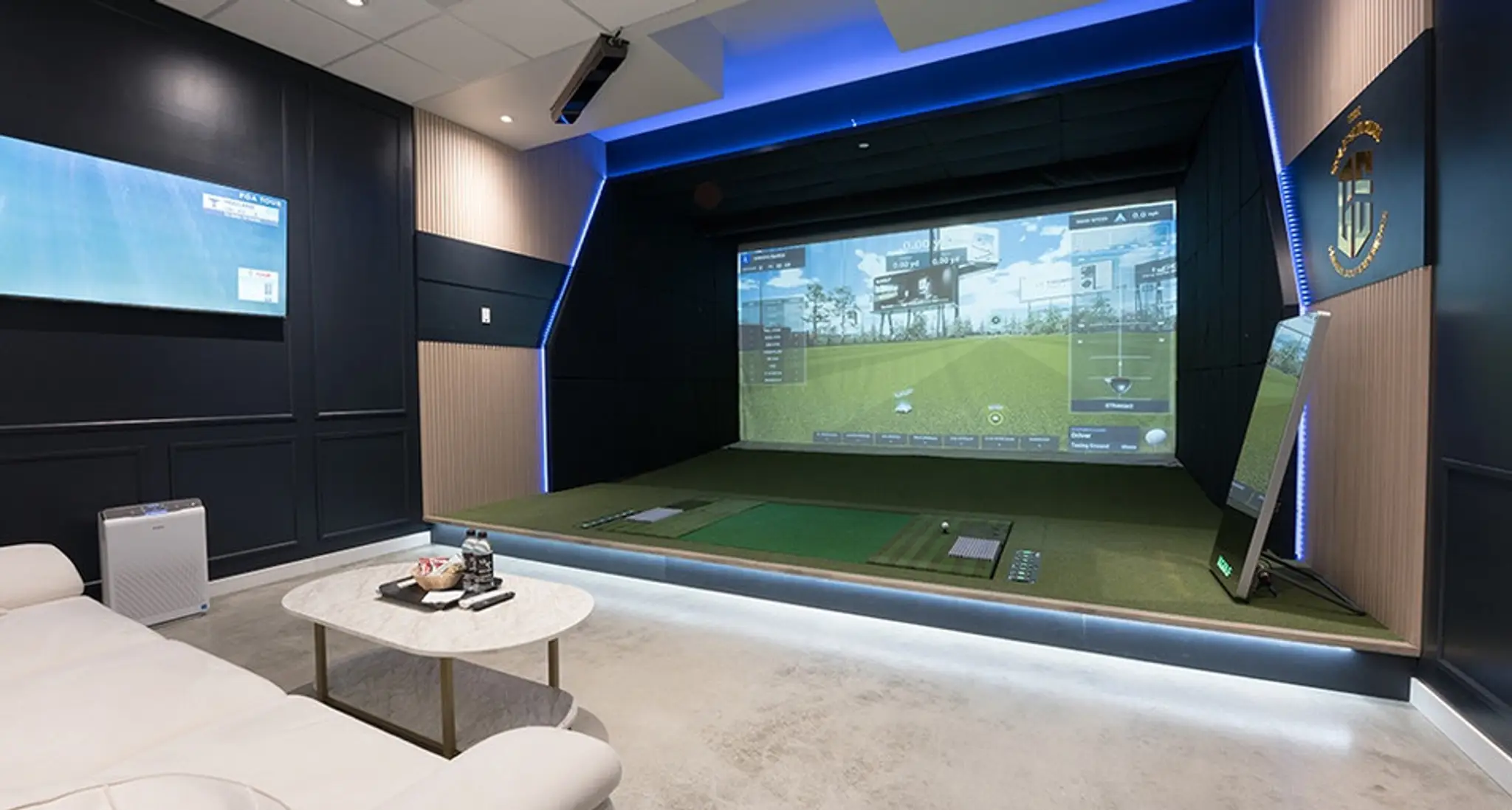 The Golf Stadium/ Dabang Coffee