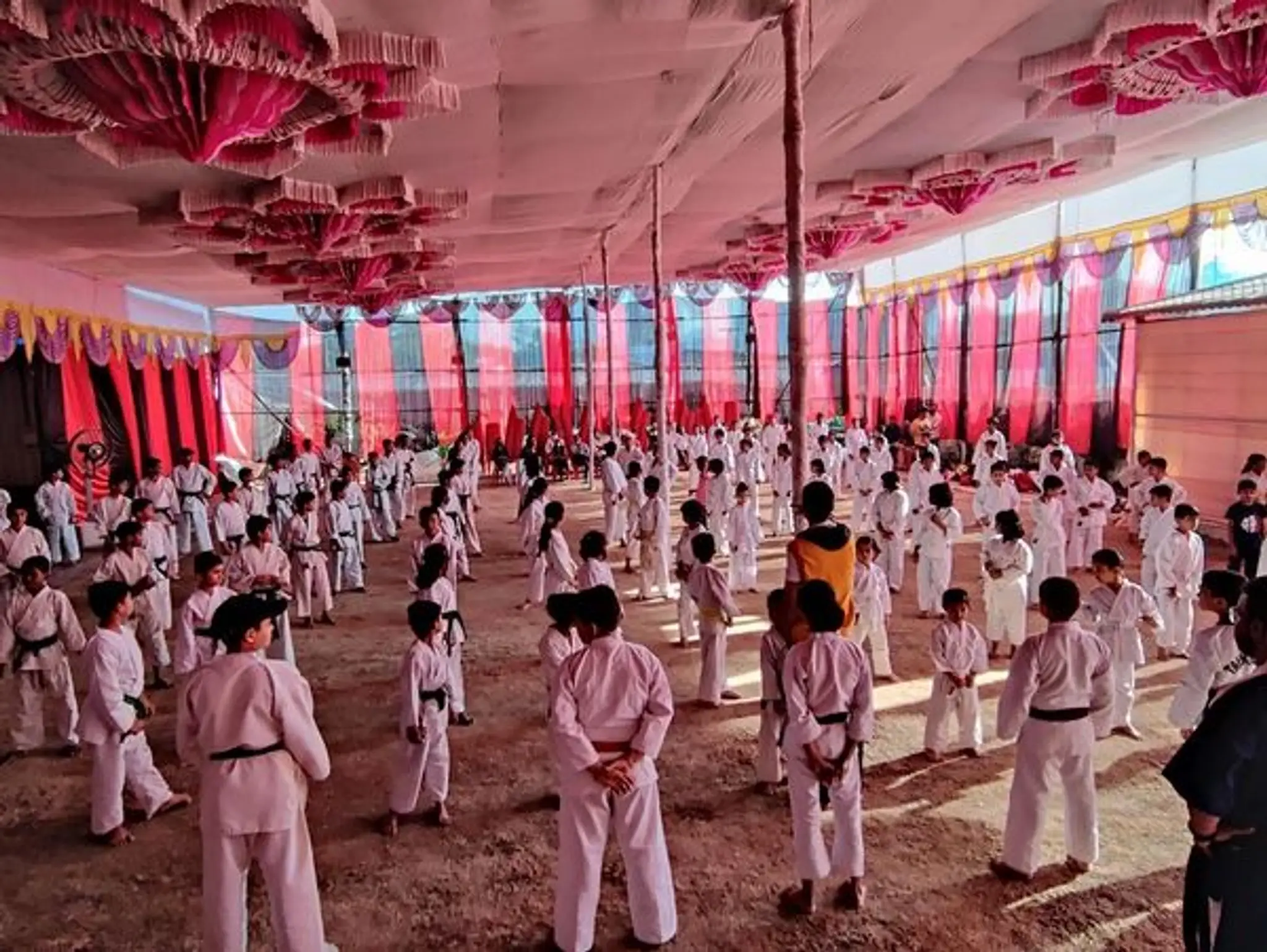 ULTIMATE SPORTS & MARTIAL ARTS