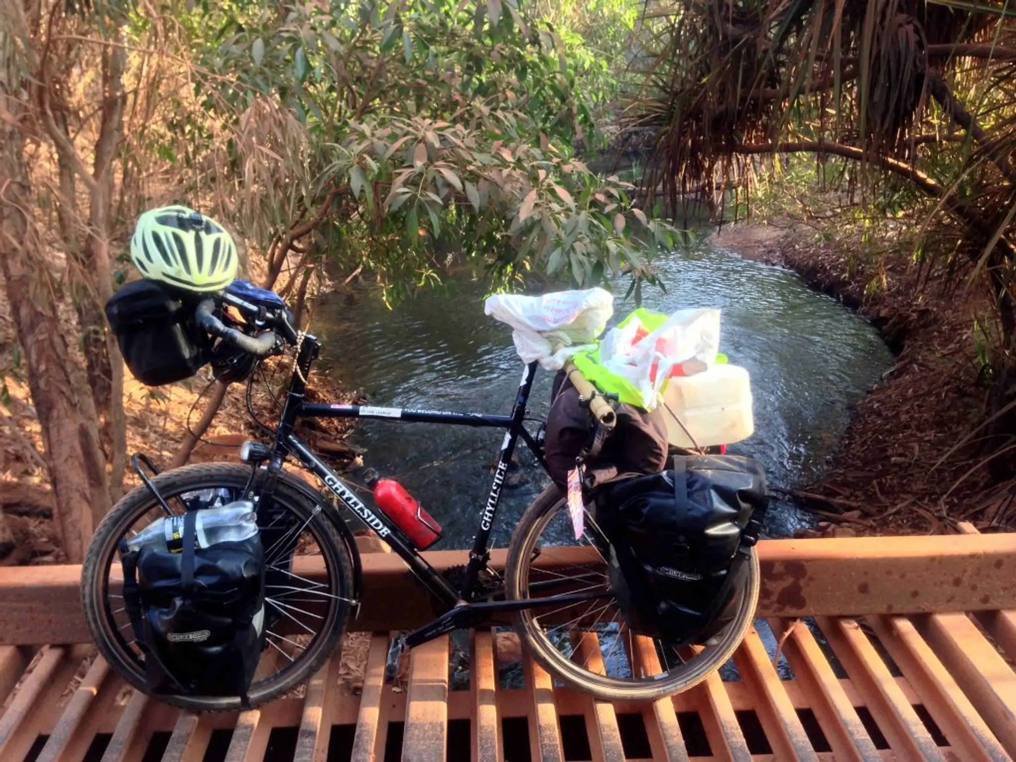 Australian Cycling Holidays: farOut App