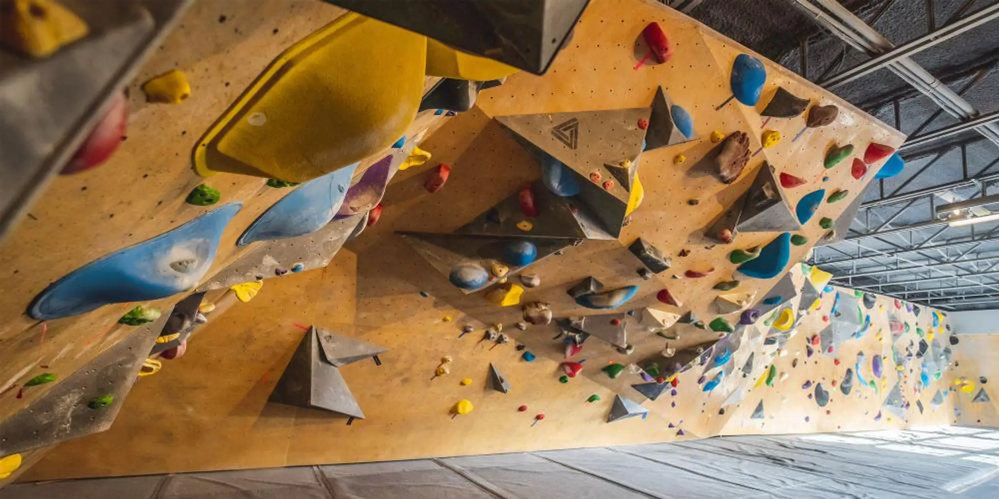 Seven Bays Bouldering