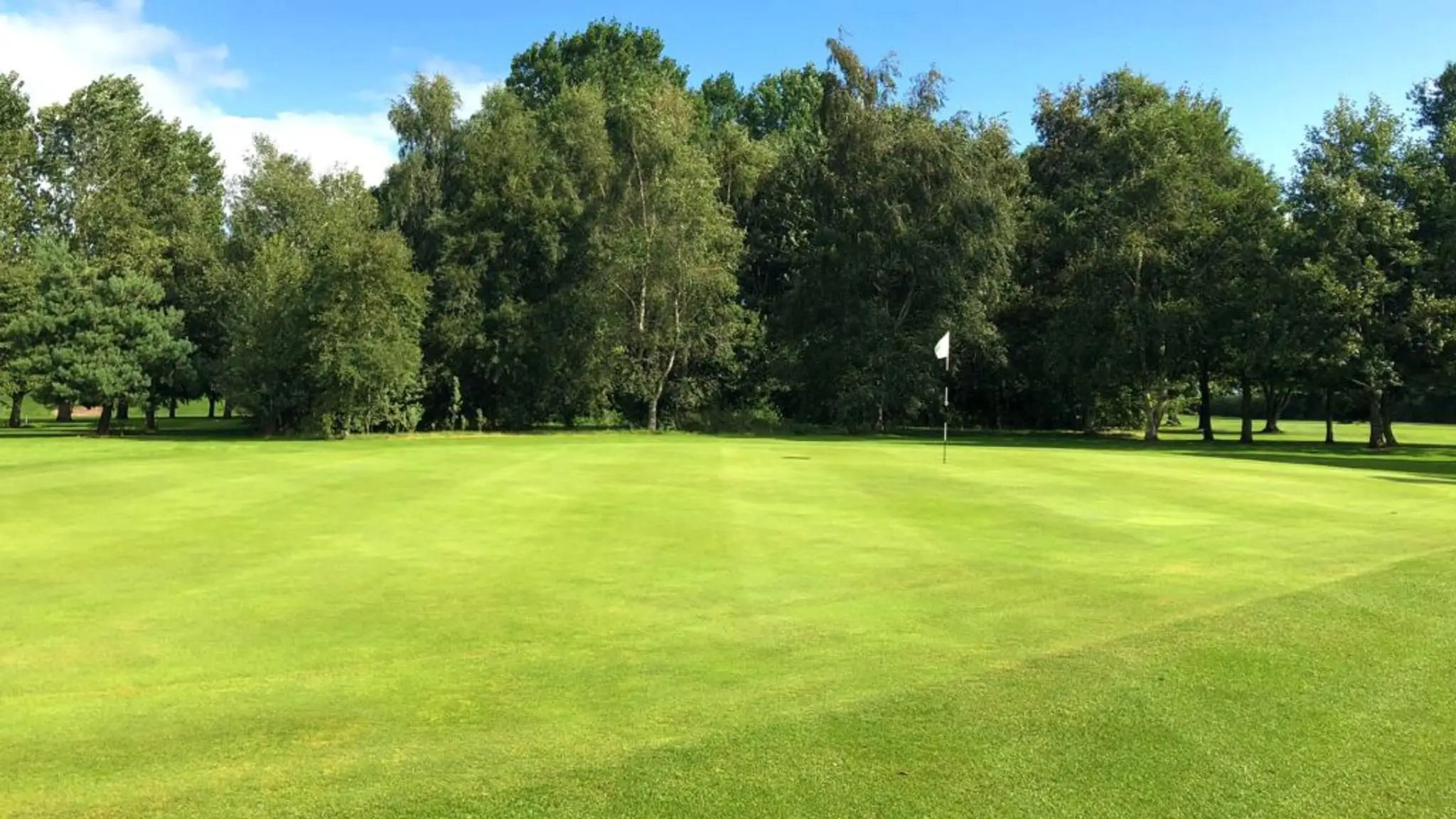 Clays Golf Driving Range & Golf Course